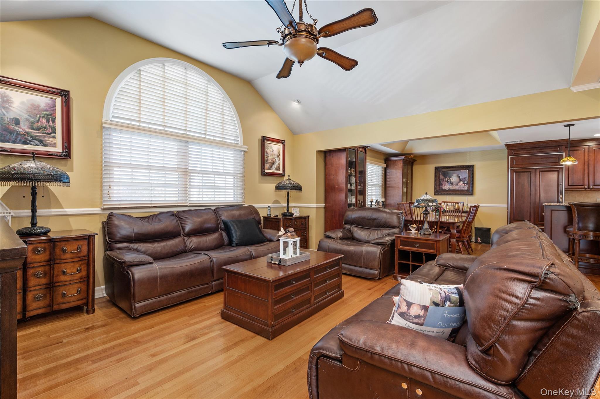 1823 Lincoln Avenue, Seaford, NY 11783