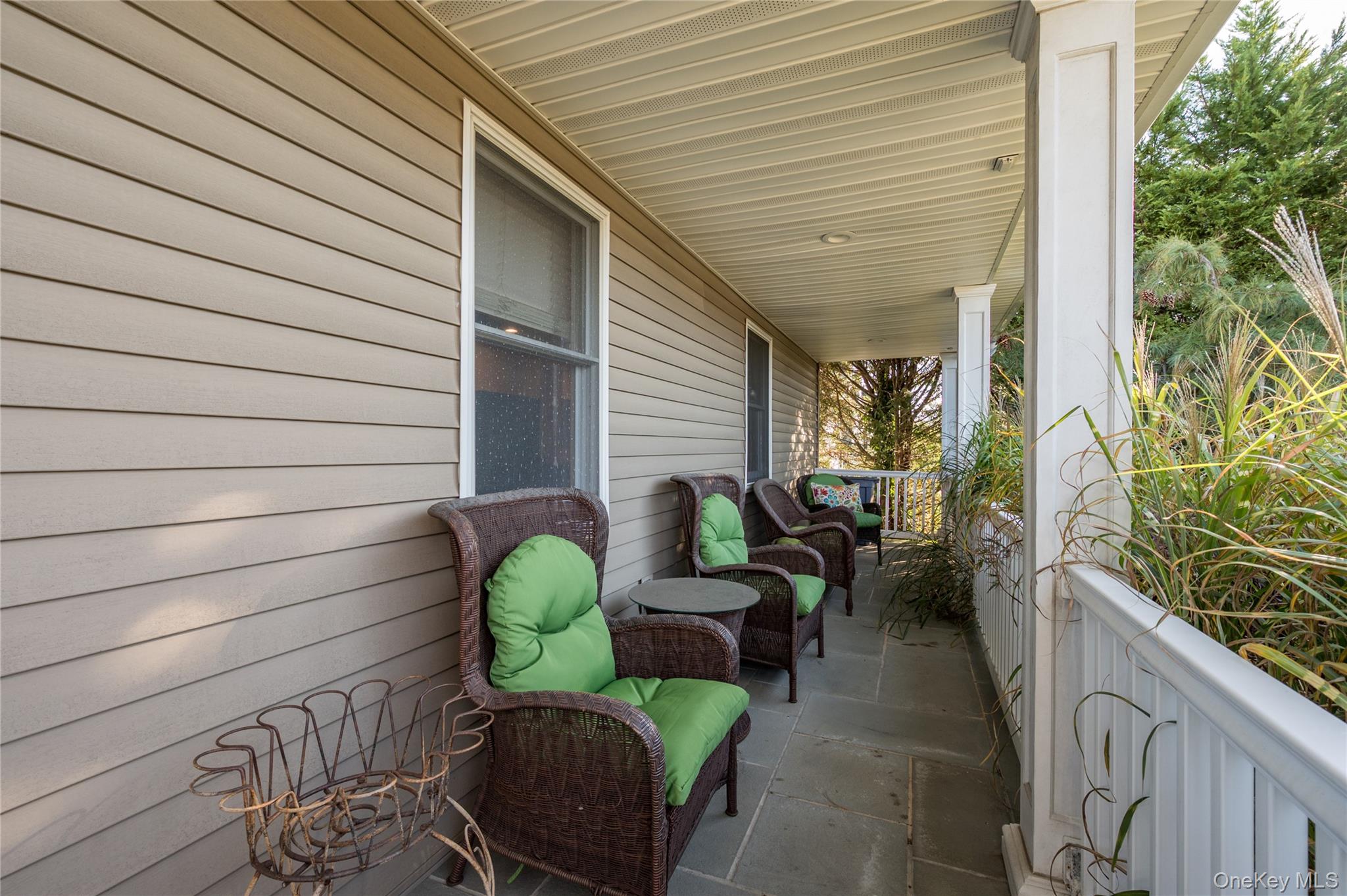 1823 Lincoln Avenue, Seaford, NY 11783