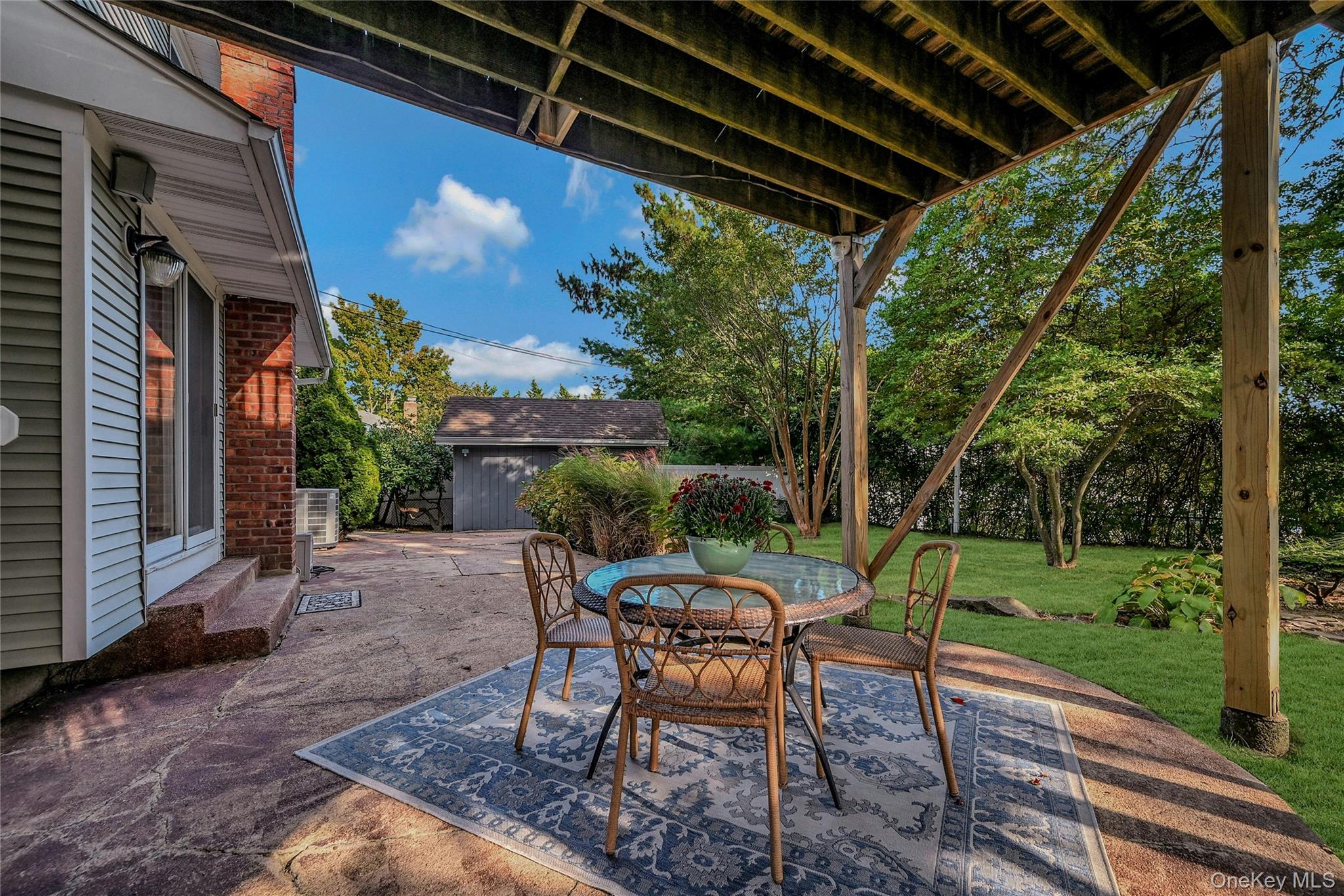 14 Genesee Drive, Commack, NY 11725