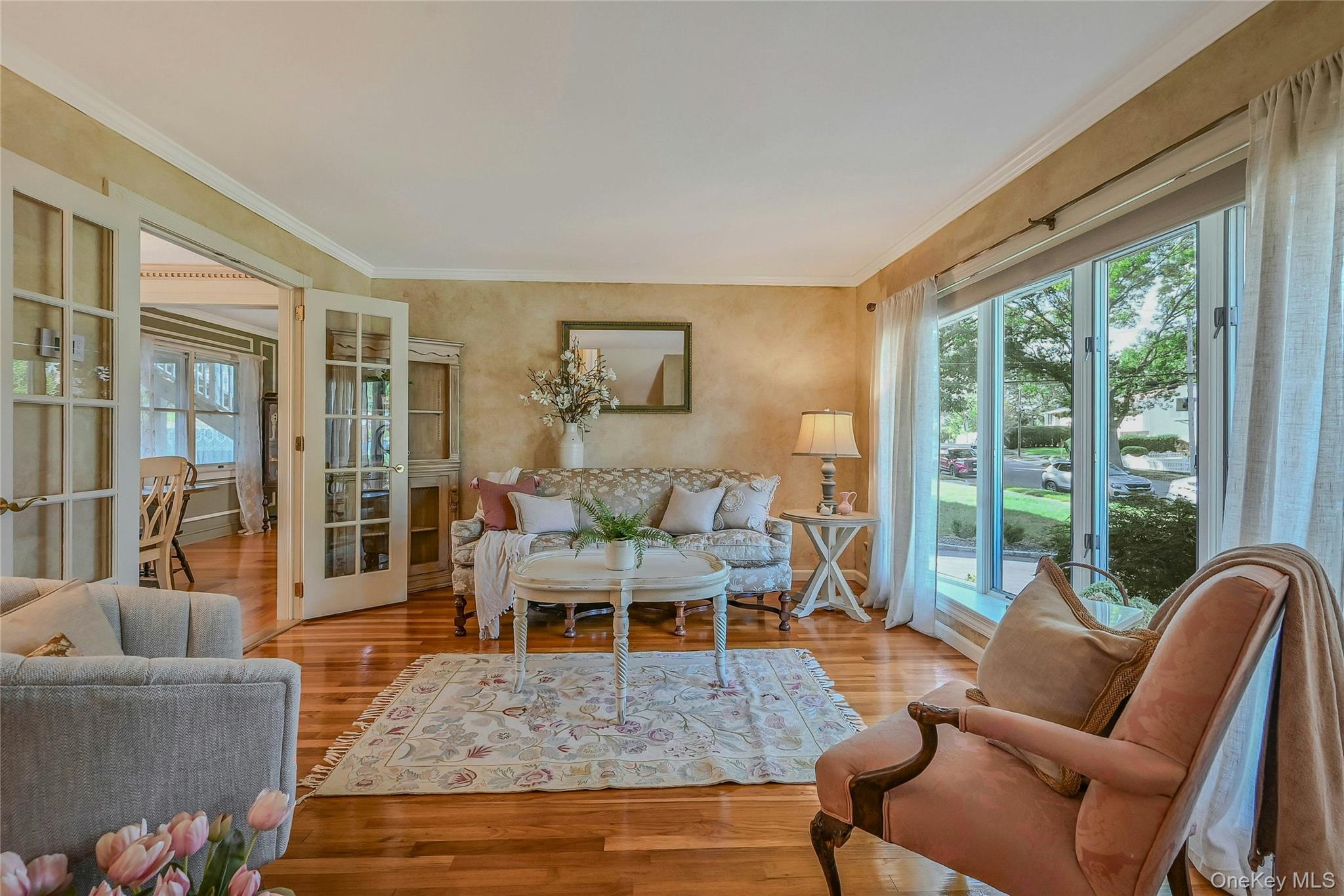 14 Genesee Drive, Commack, NY 11725