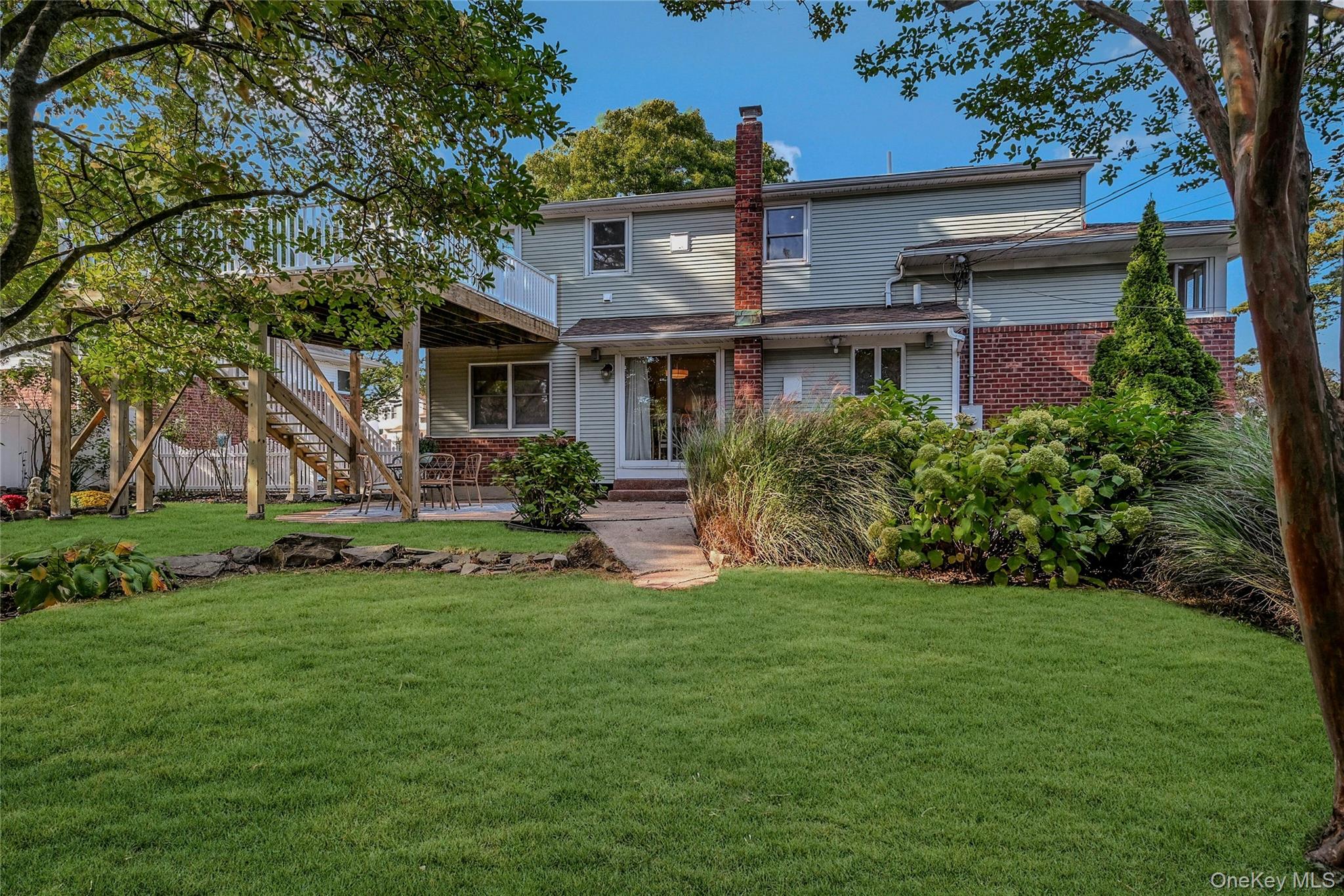 14 Genesee Drive, Commack, NY 11725