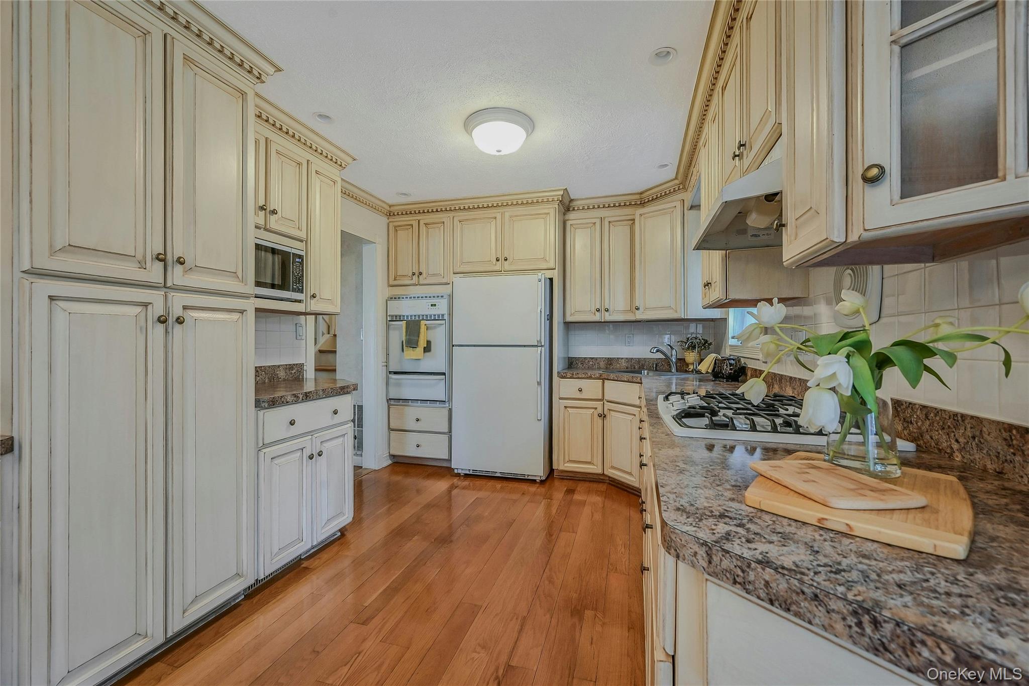 14 Genesee Drive, Commack, NY 11725