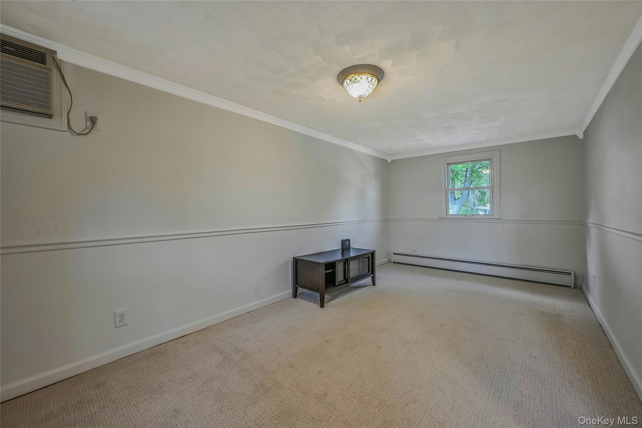 14 Genesee Drive, Commack, NY 11725