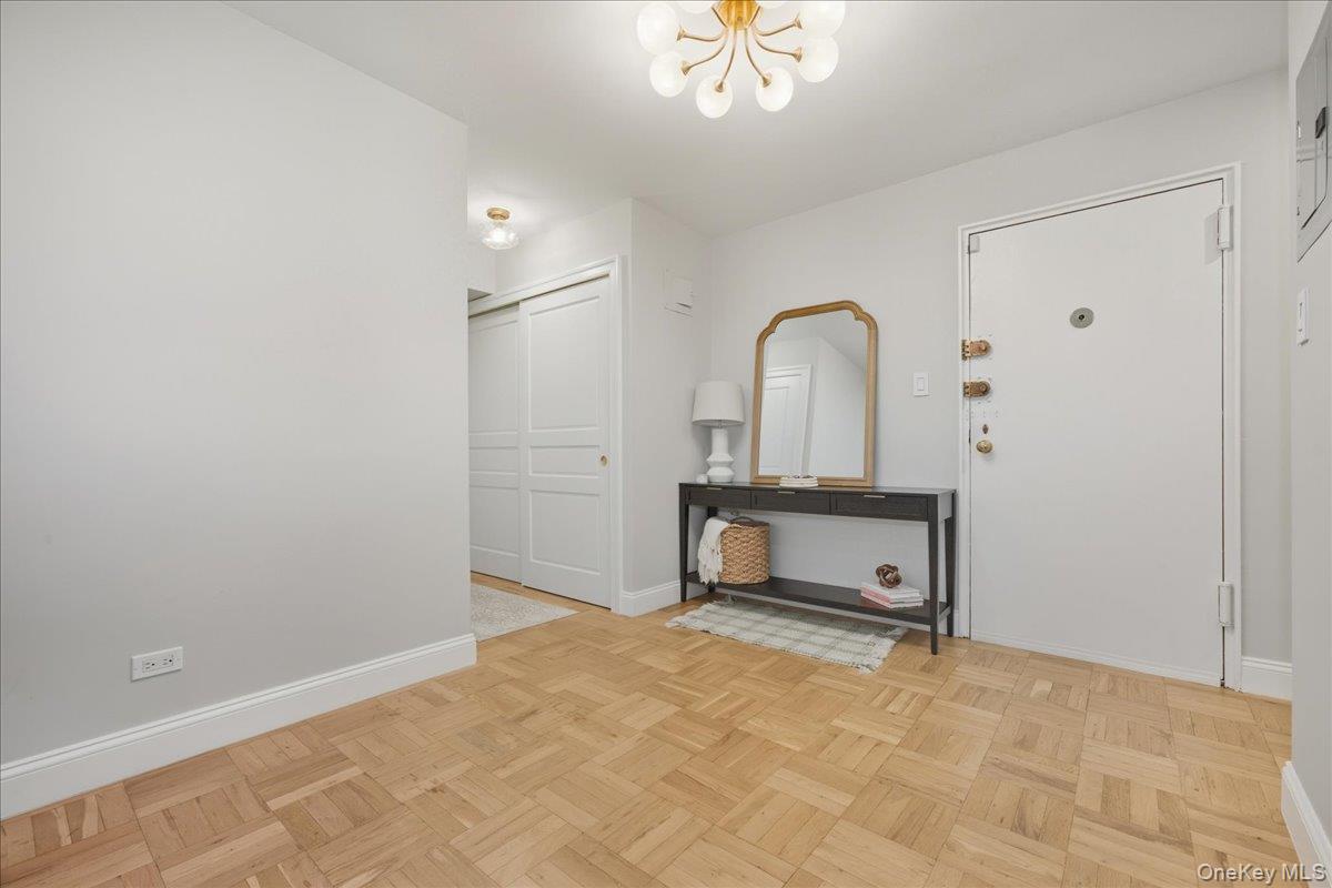 21140 18th Avenue # 1H, Bayside, NY 11360