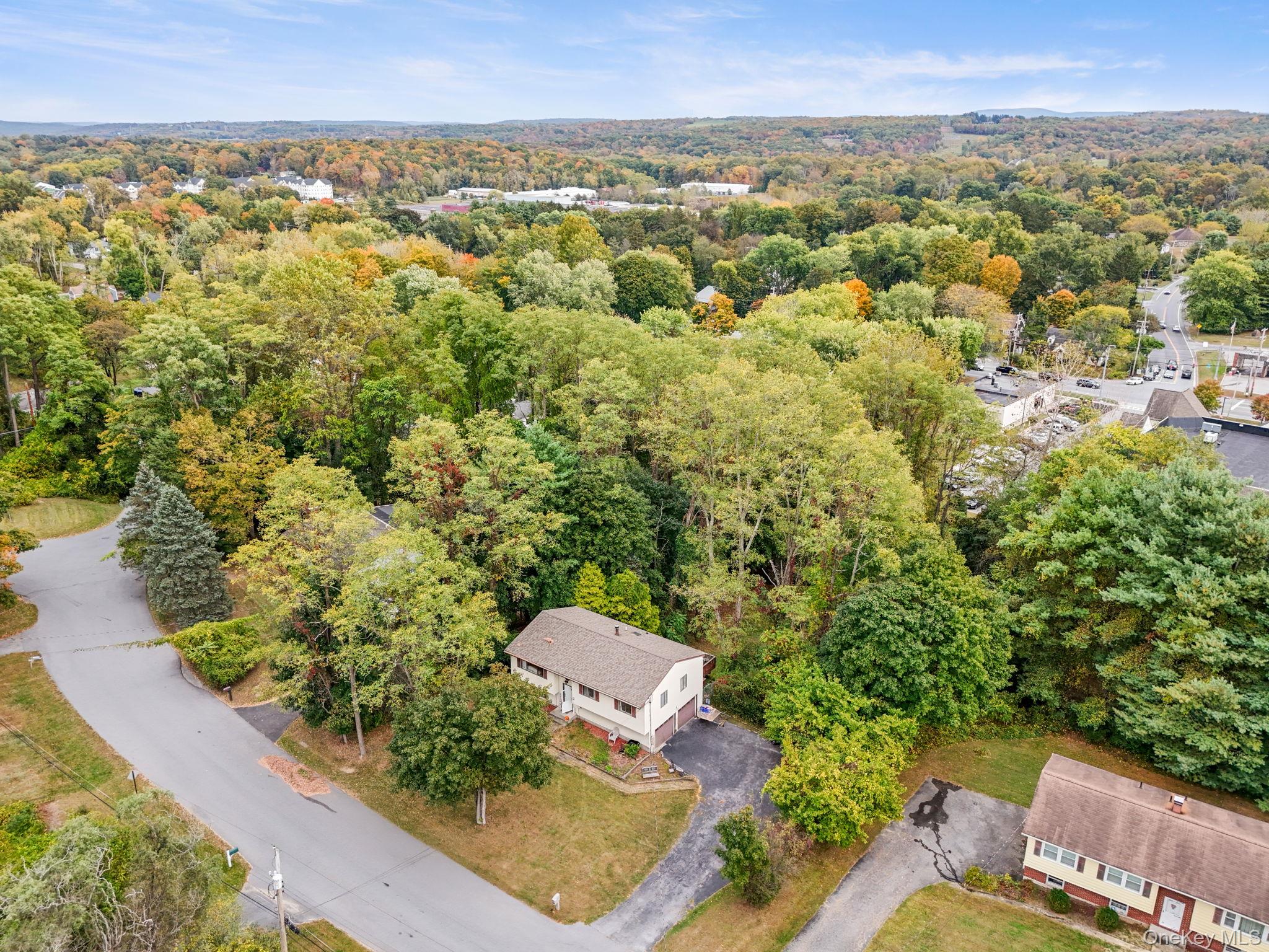 4 Verven Road, Poughkeepsie, NY 12603