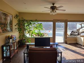 401 W Main Street, Smithtown, NY 11787