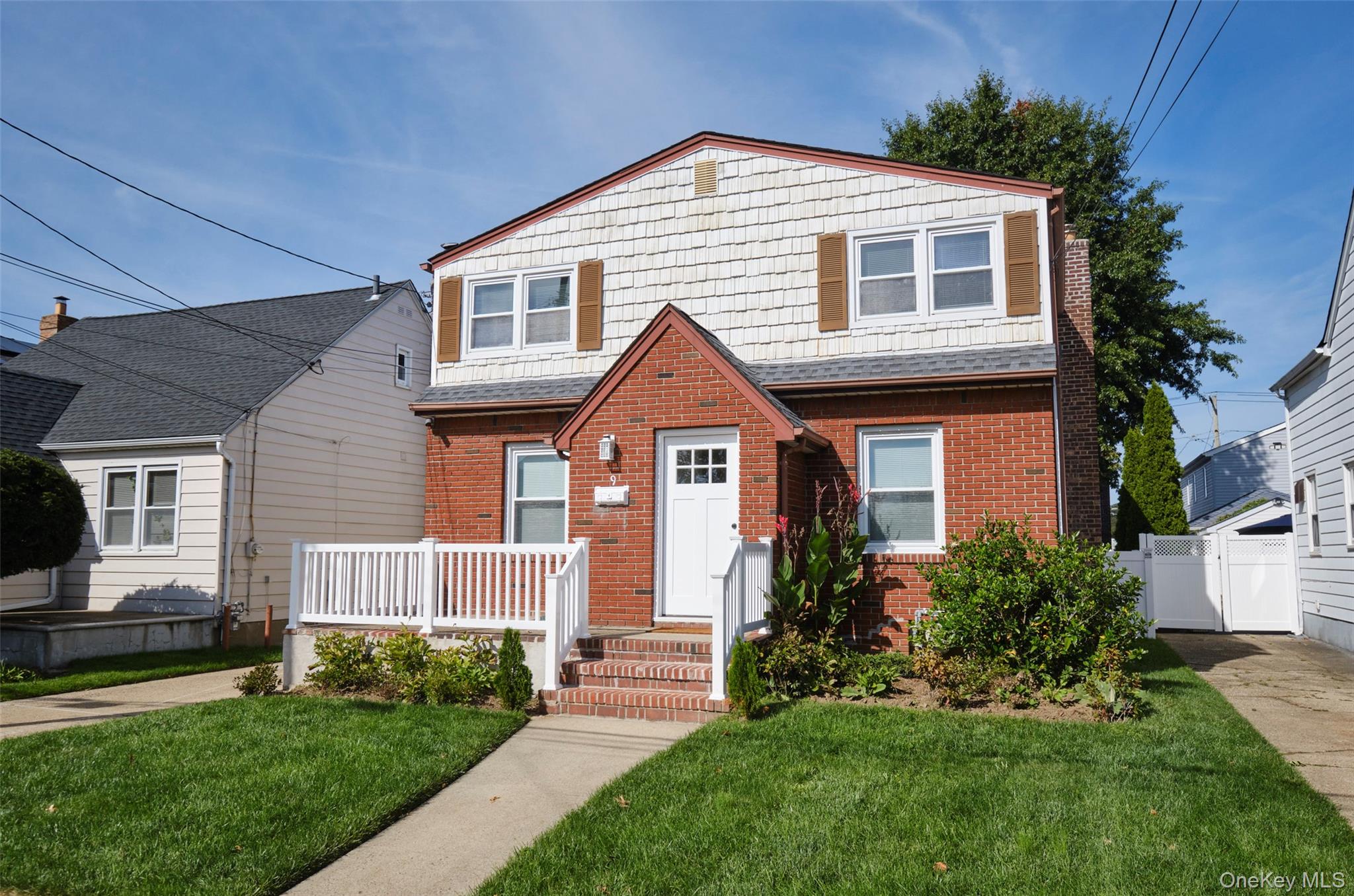 9 Court Street, Elmont, NY 11003