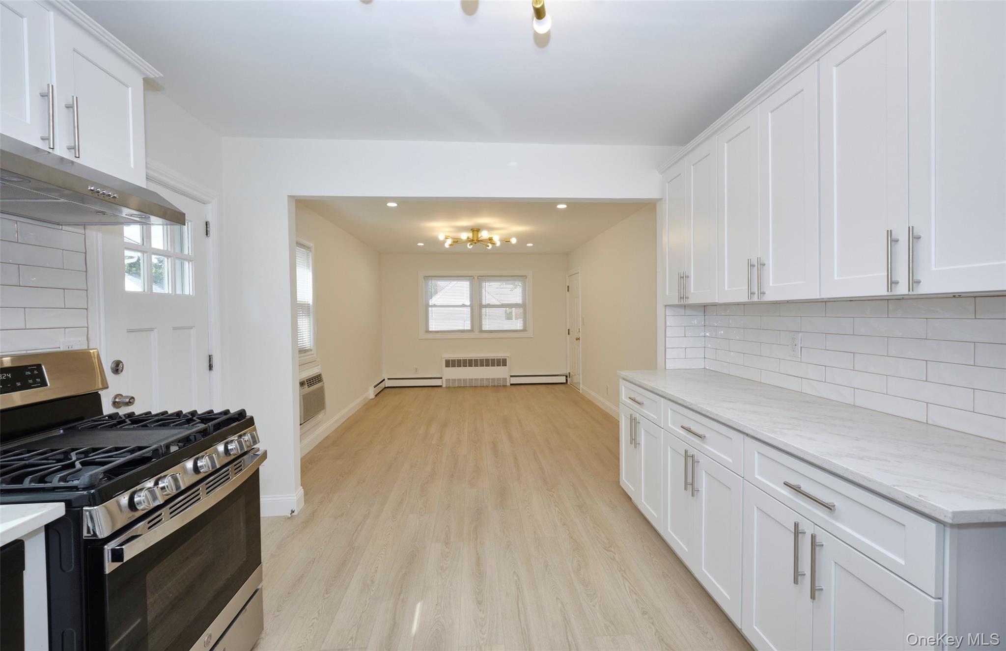 9 Court Street, Elmont, NY 11003