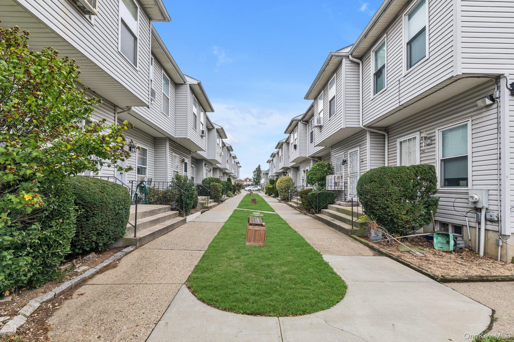 66 Henry Street # 4, Hempstead, NY 11550