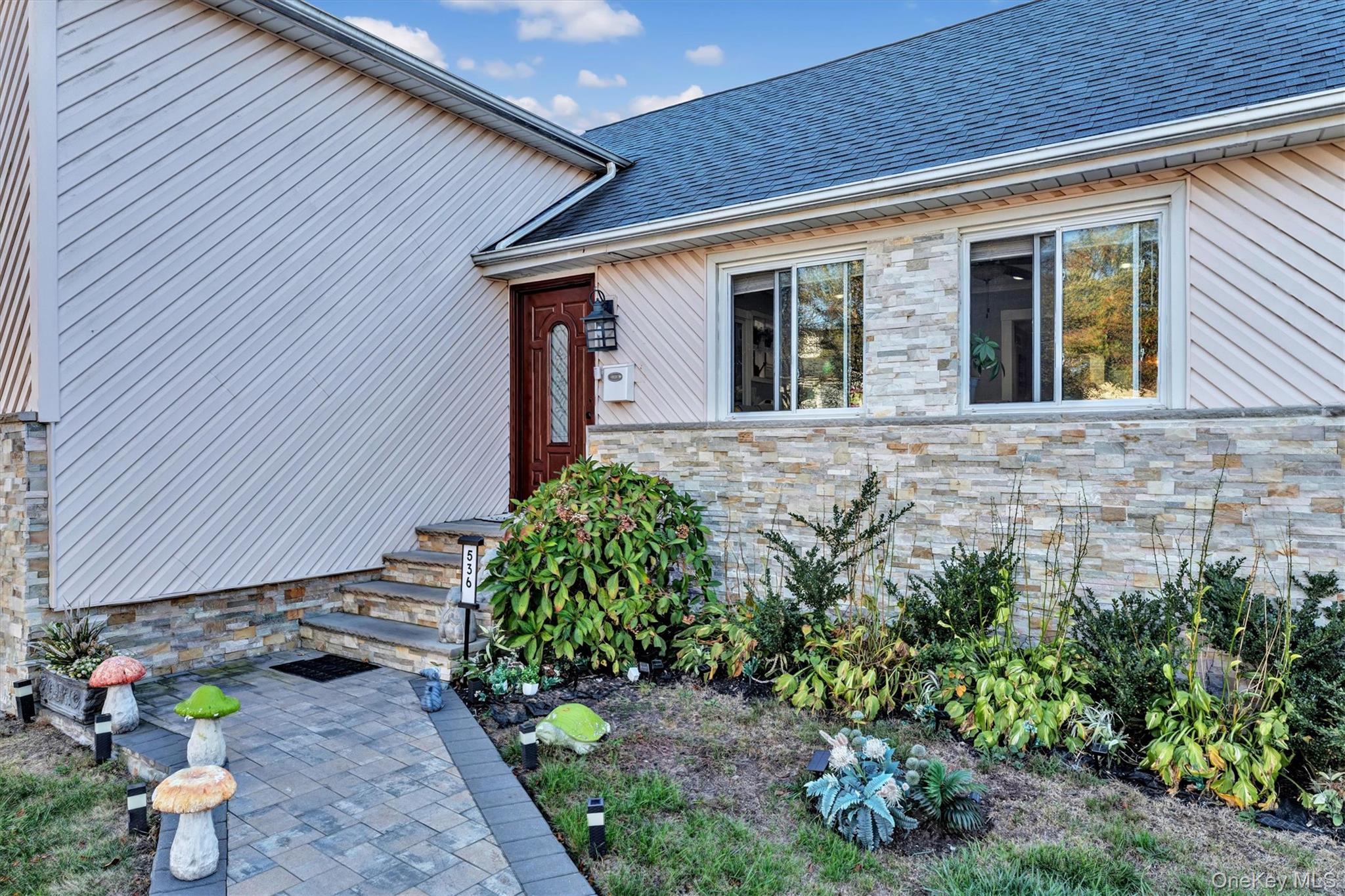 536 S Ocean Avenue, Freeport, NY 11520