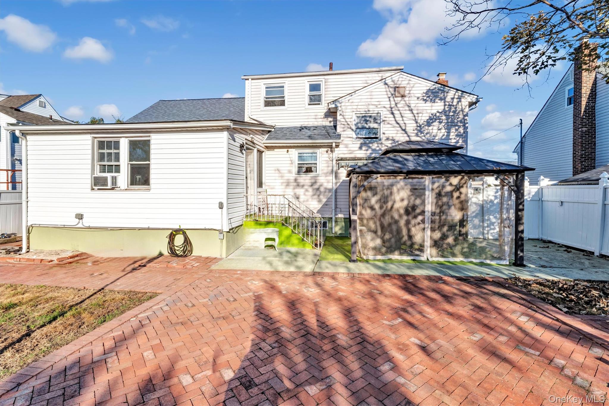 536 S Ocean Avenue, Freeport, NY 11520