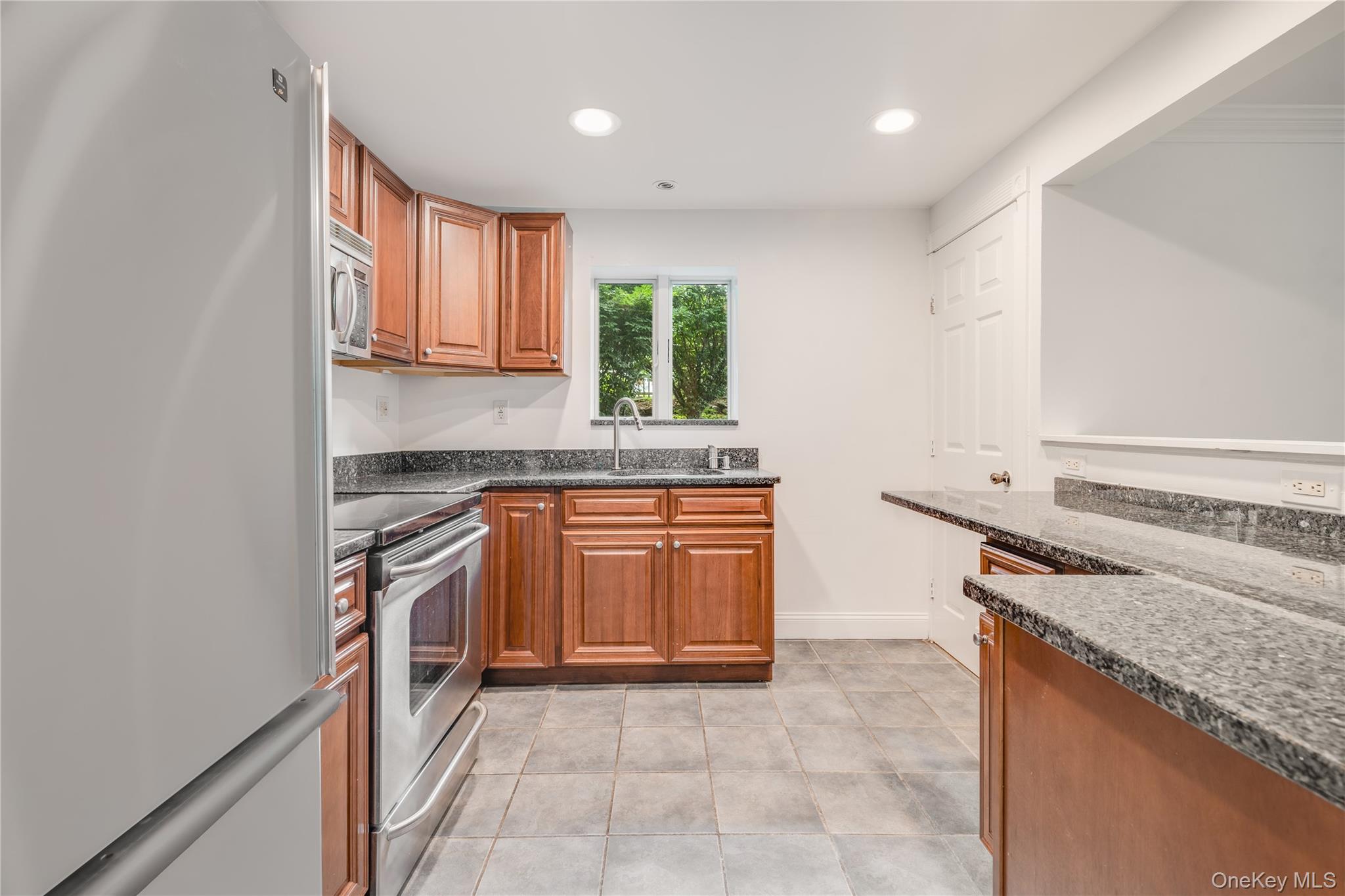 194 Frederick Street, Cortlandt Manor, NY 10567