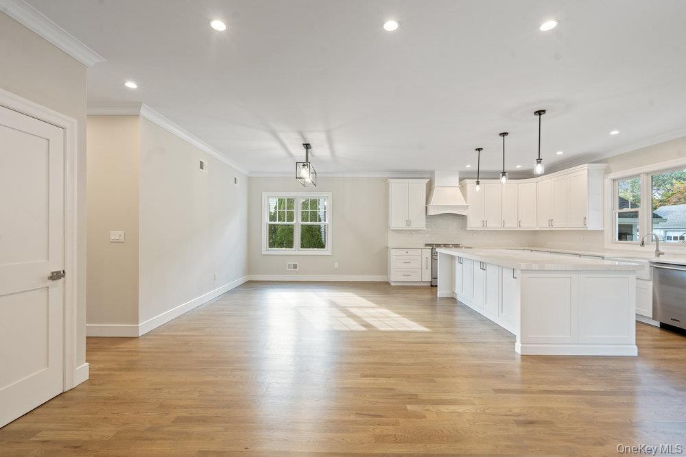 57 William Street, Bethpage, NY 11714