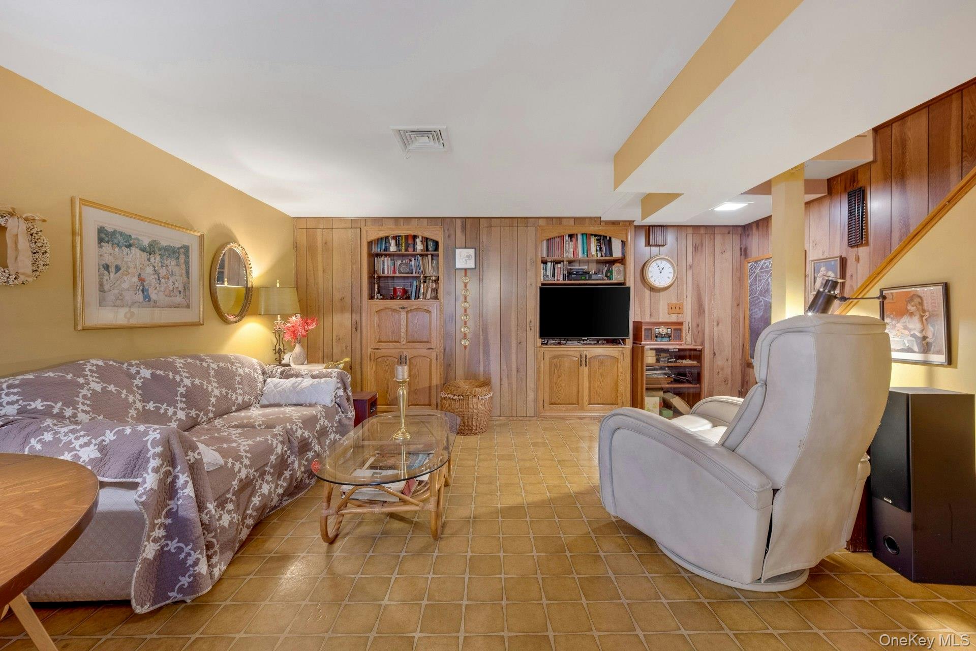 48 Elissa Lane, Yonkers, NY 10710