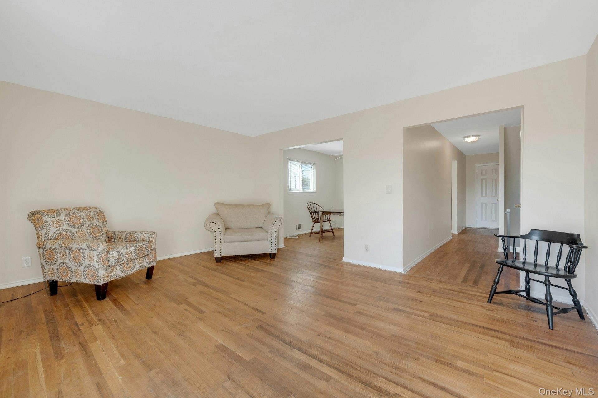 48 Elissa Lane, Yonkers, NY 10710