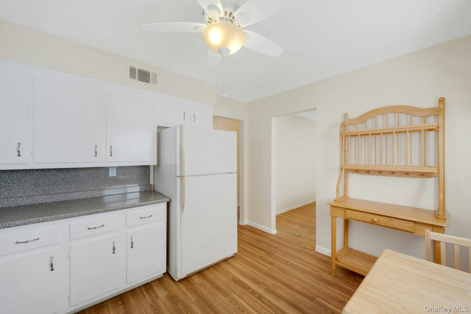 48 Elissa Lane, Yonkers, NY 10710