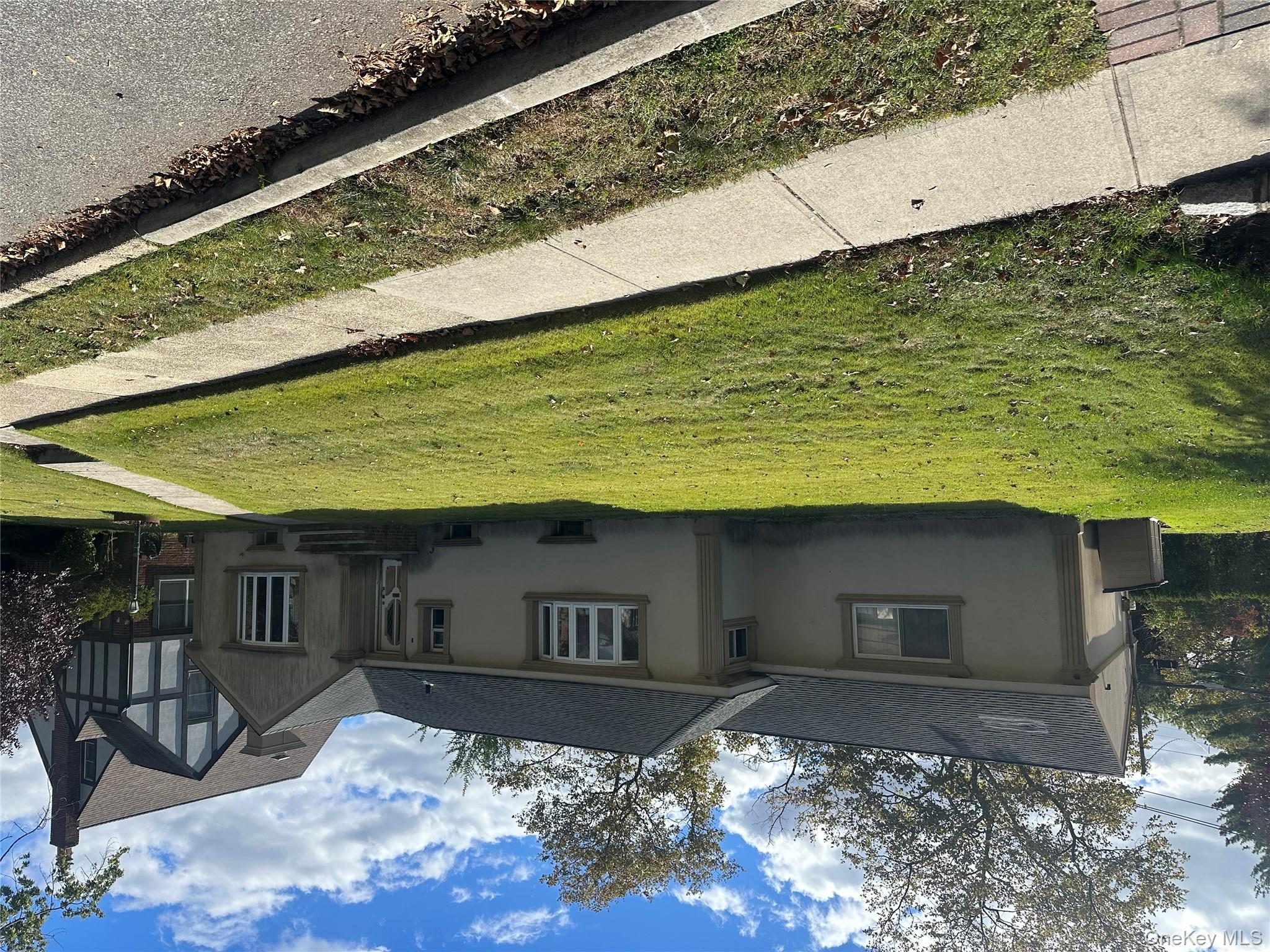 72 Cedar Road, Malverne, NY 11565