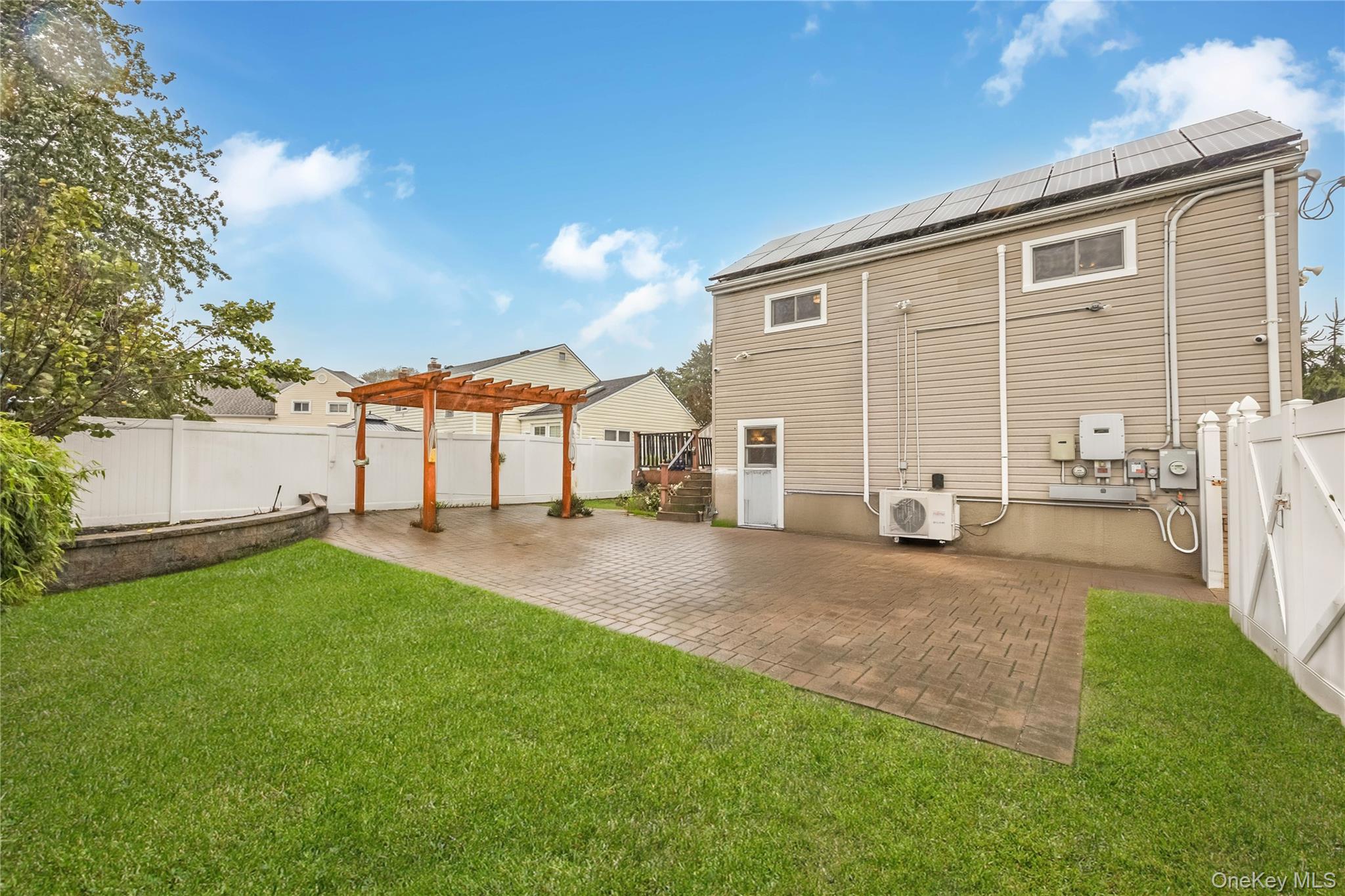 138 Eastgate Road, Massapequa Park, NY 11762