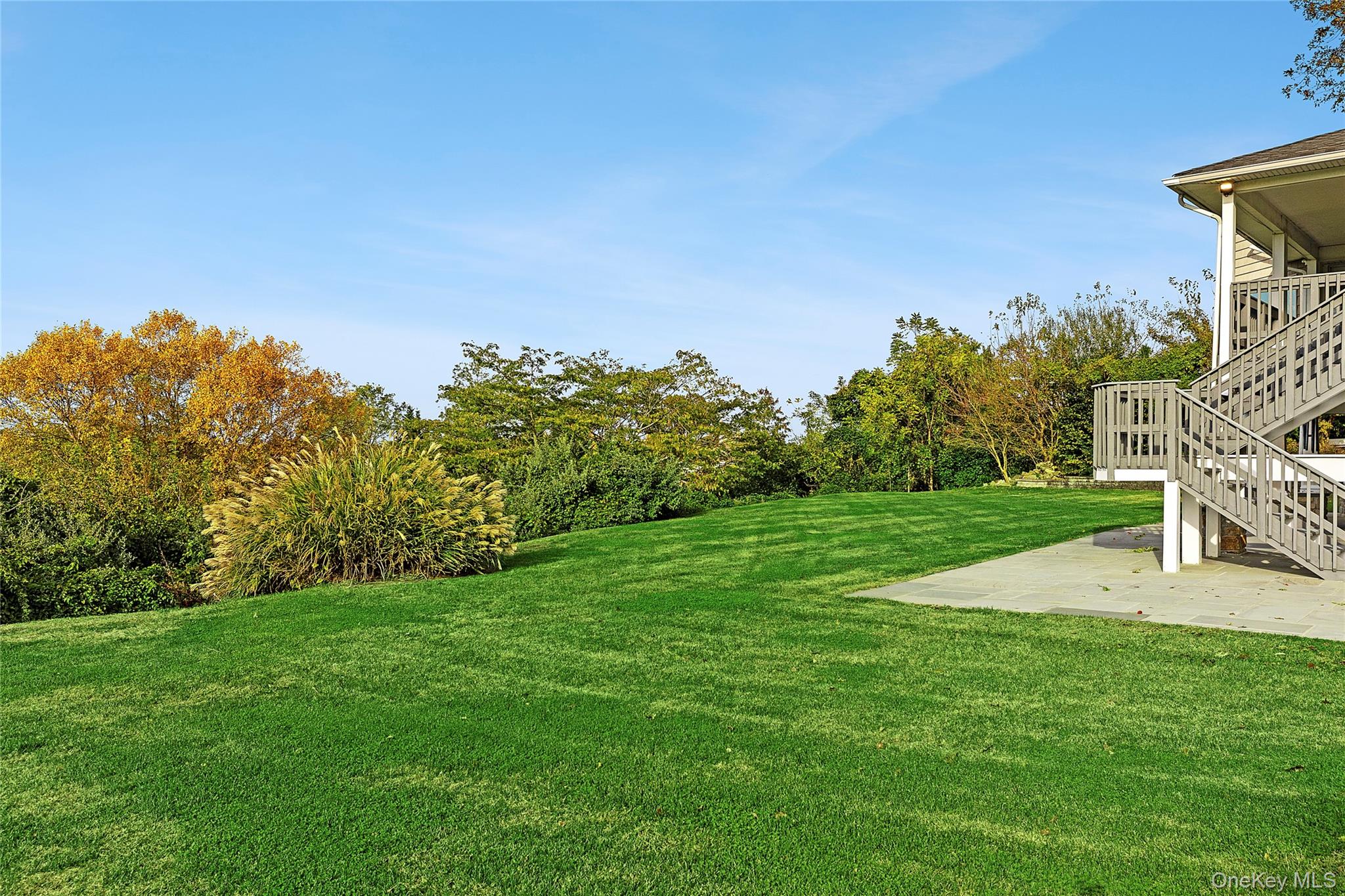 8 September Lane, Glen Cove, NY 11542