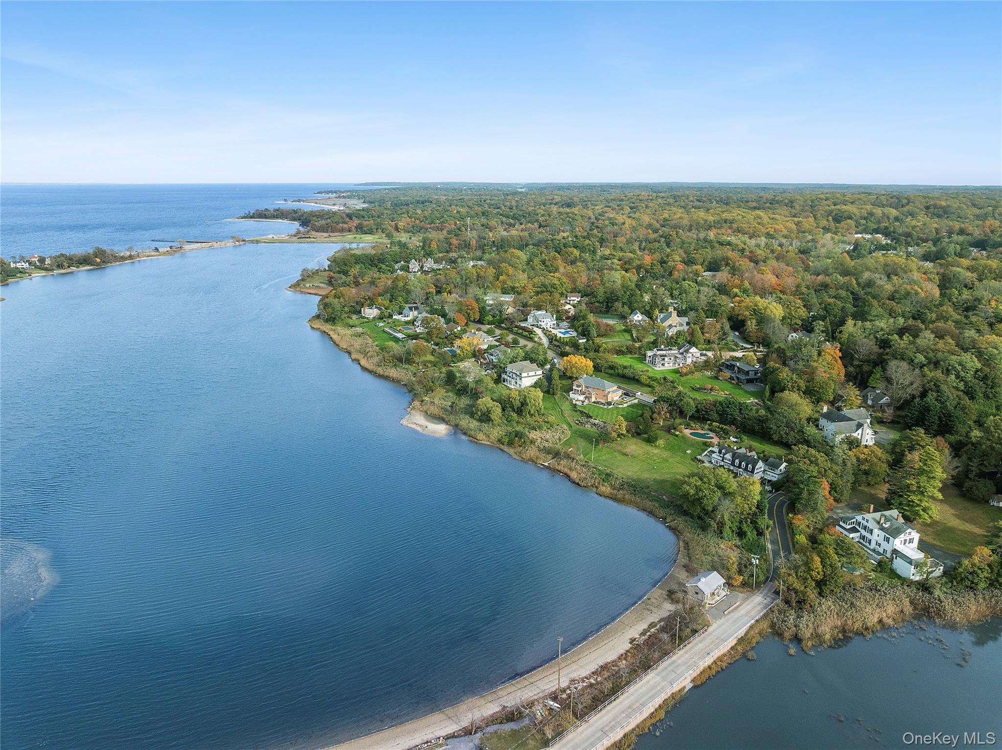 8 September Lane, Glen Cove, NY 11542