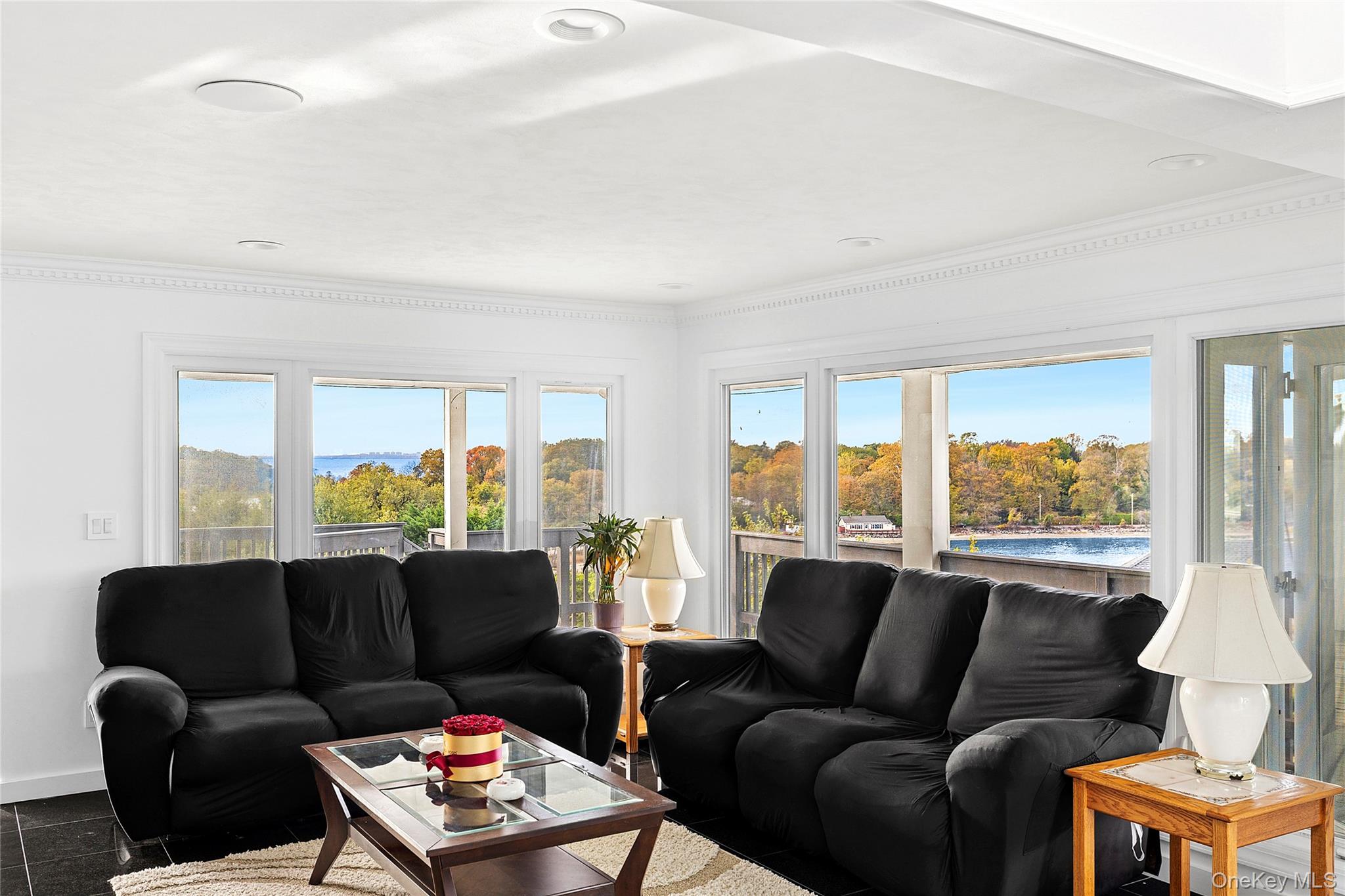 8 September Lane, Glen Cove, NY 11542