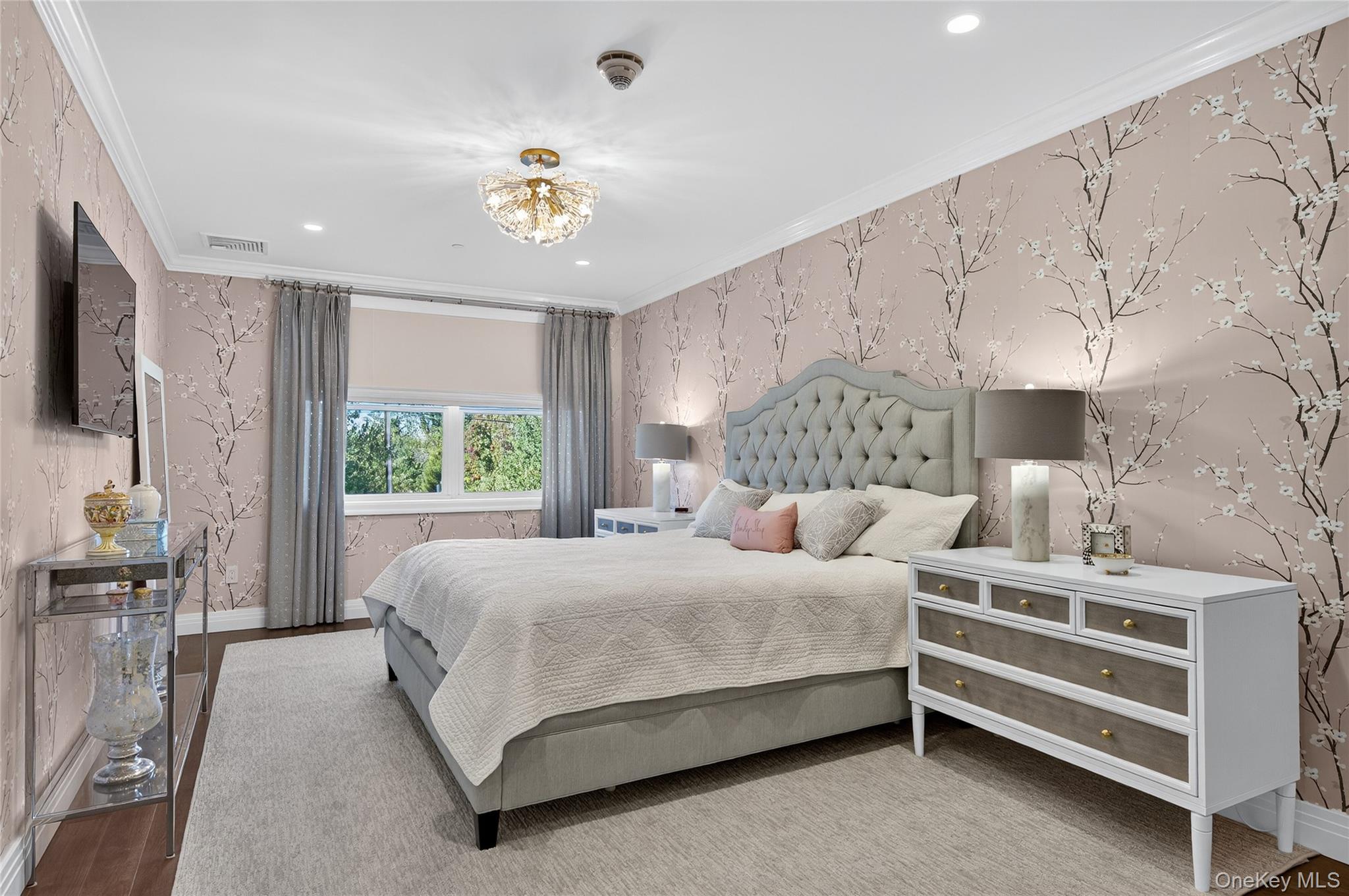 301 Franklin Avenue # 213, Garden City, NY 11530