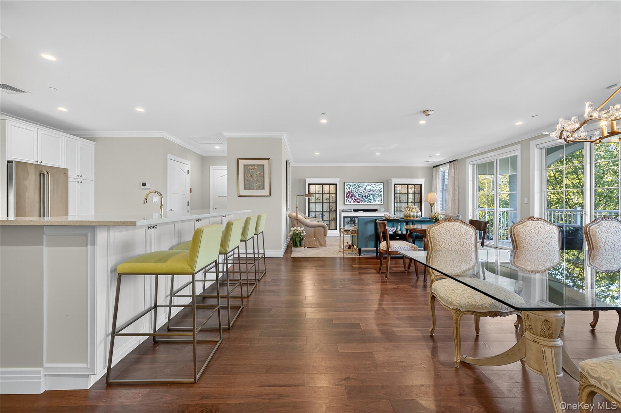 301 Franklin Avenue # 213, Garden City, NY 11530