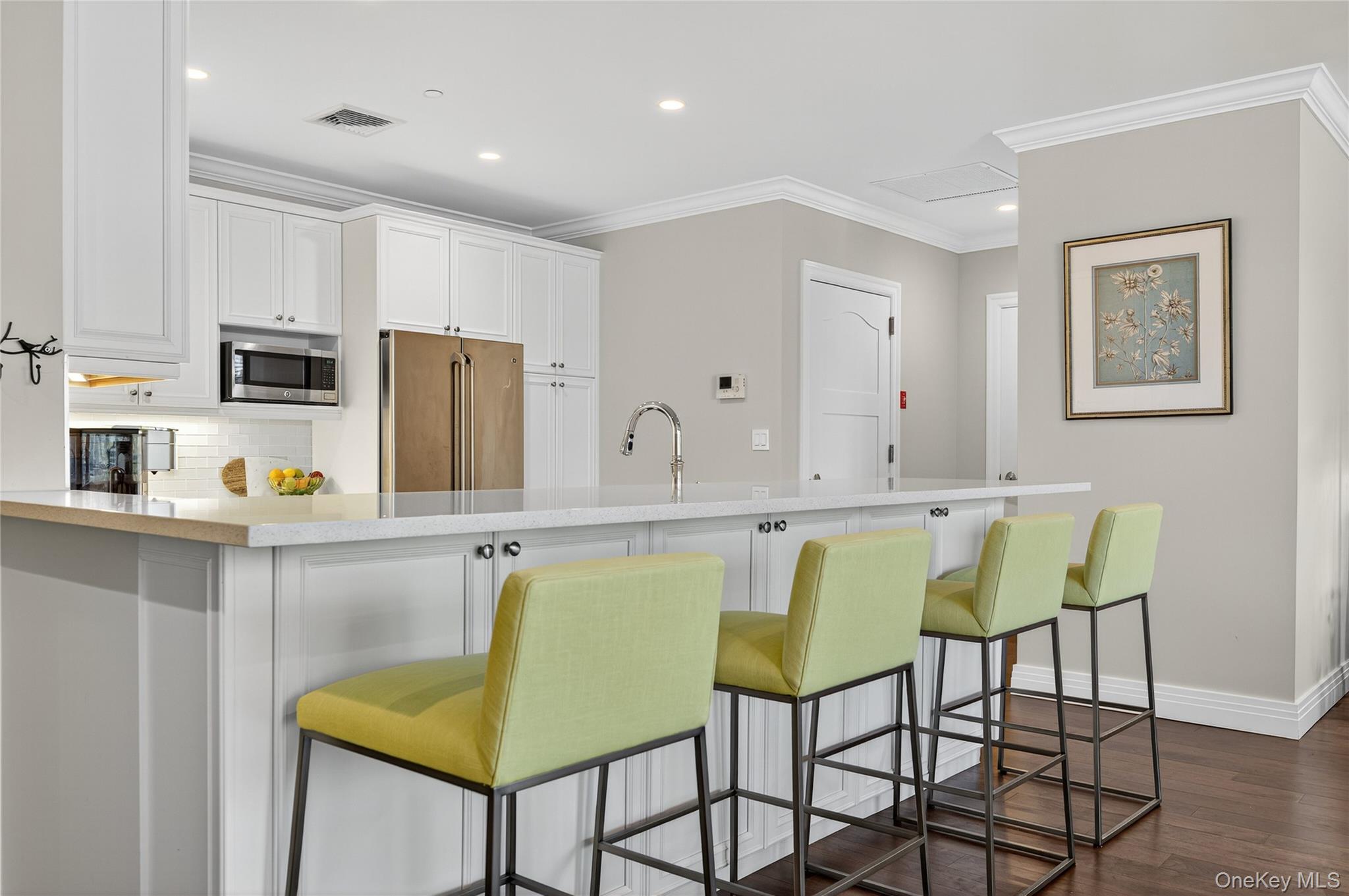 301 Franklin Avenue # 213, Garden City, NY 11530