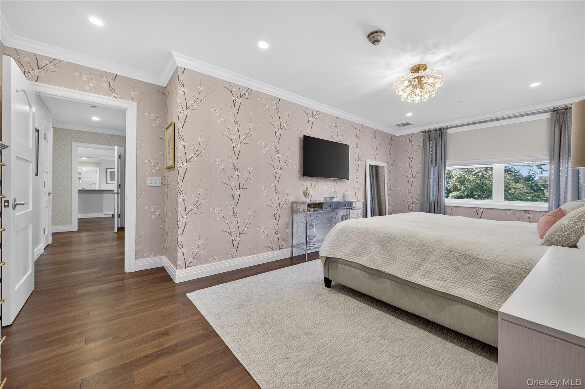 301 Franklin Avenue # 213, Garden City, NY 11530