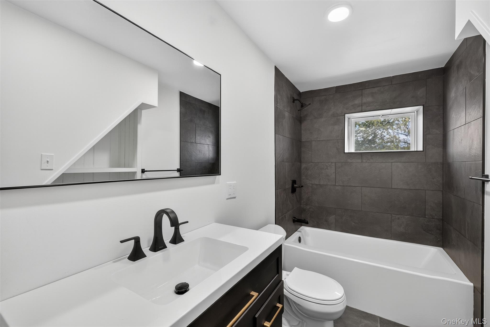 81 Ulster Avenue, Walden, NY 12586