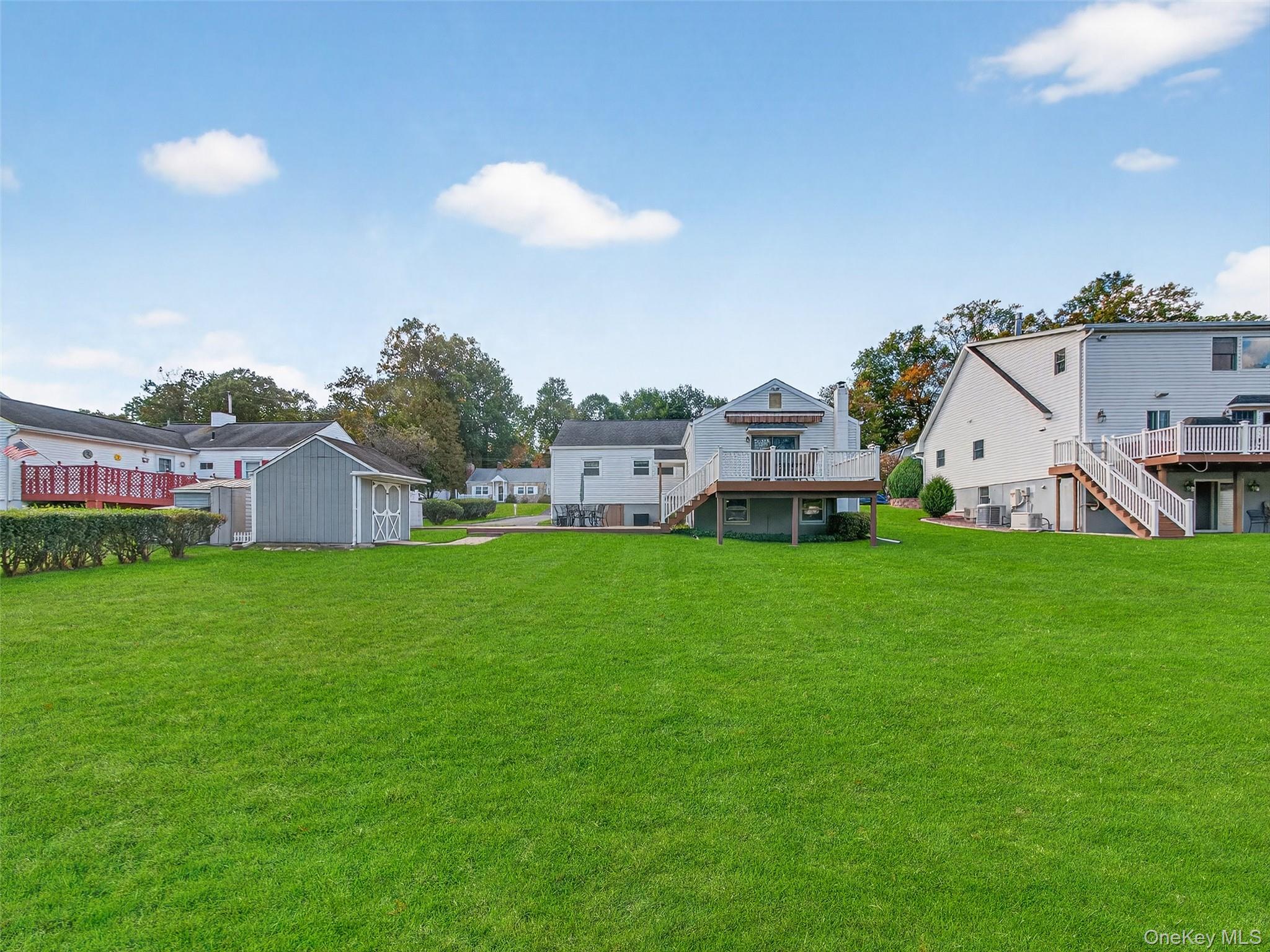 14 Staubitz Avenue, Pearl River, NY 10965