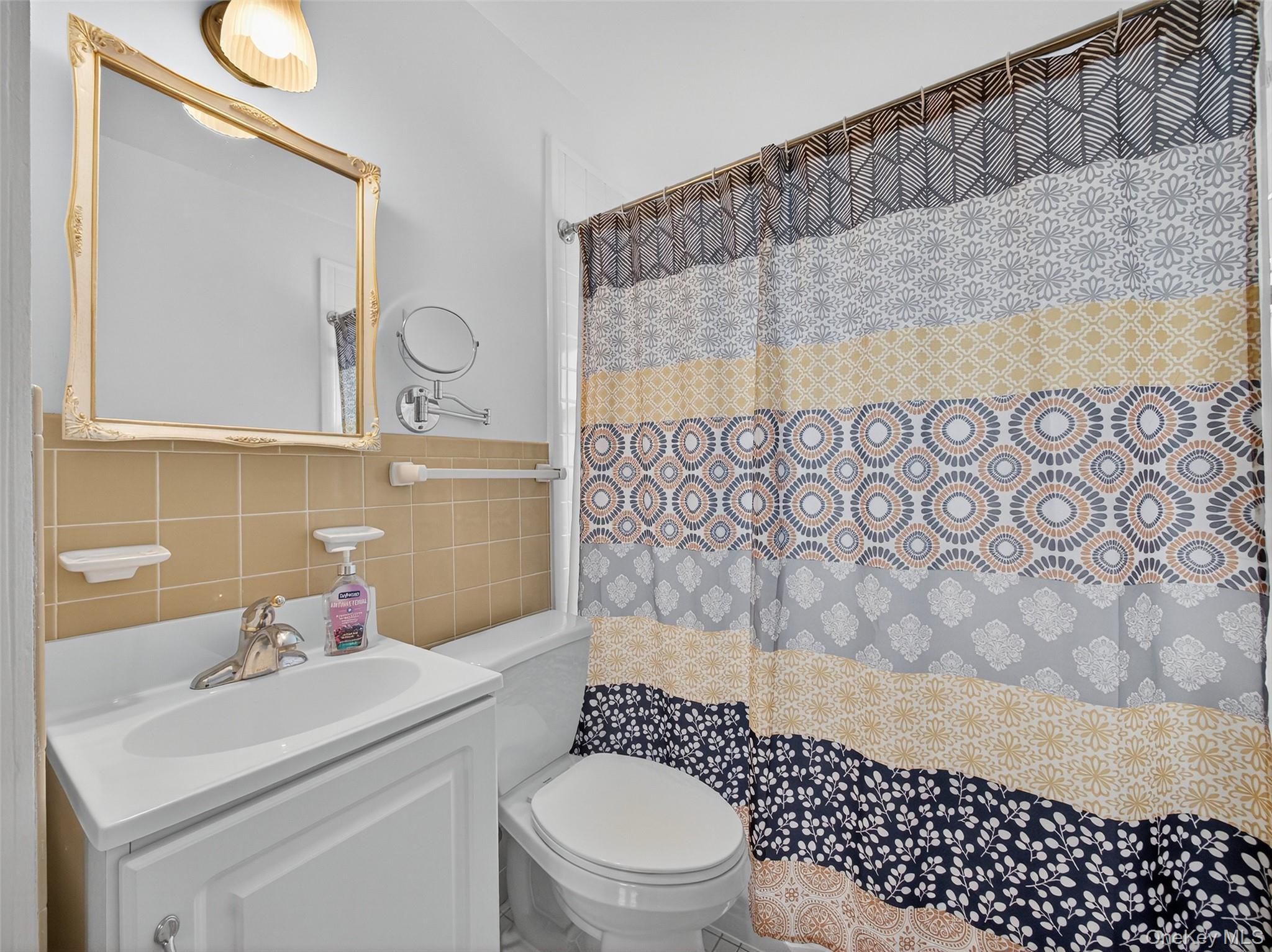 14 Staubitz Avenue, Pearl River, NY 10965