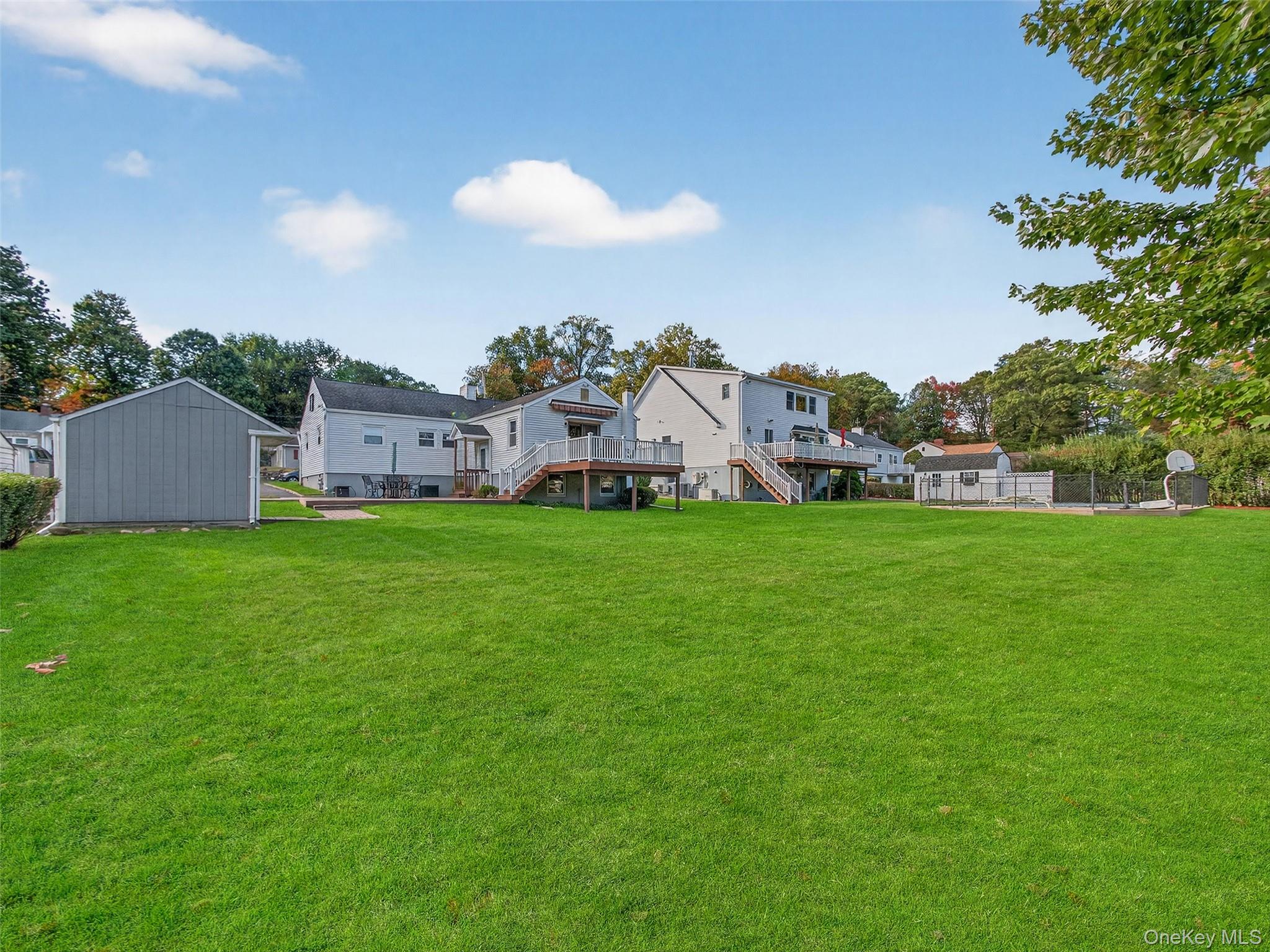 14 Staubitz Avenue, Pearl River, NY 10965