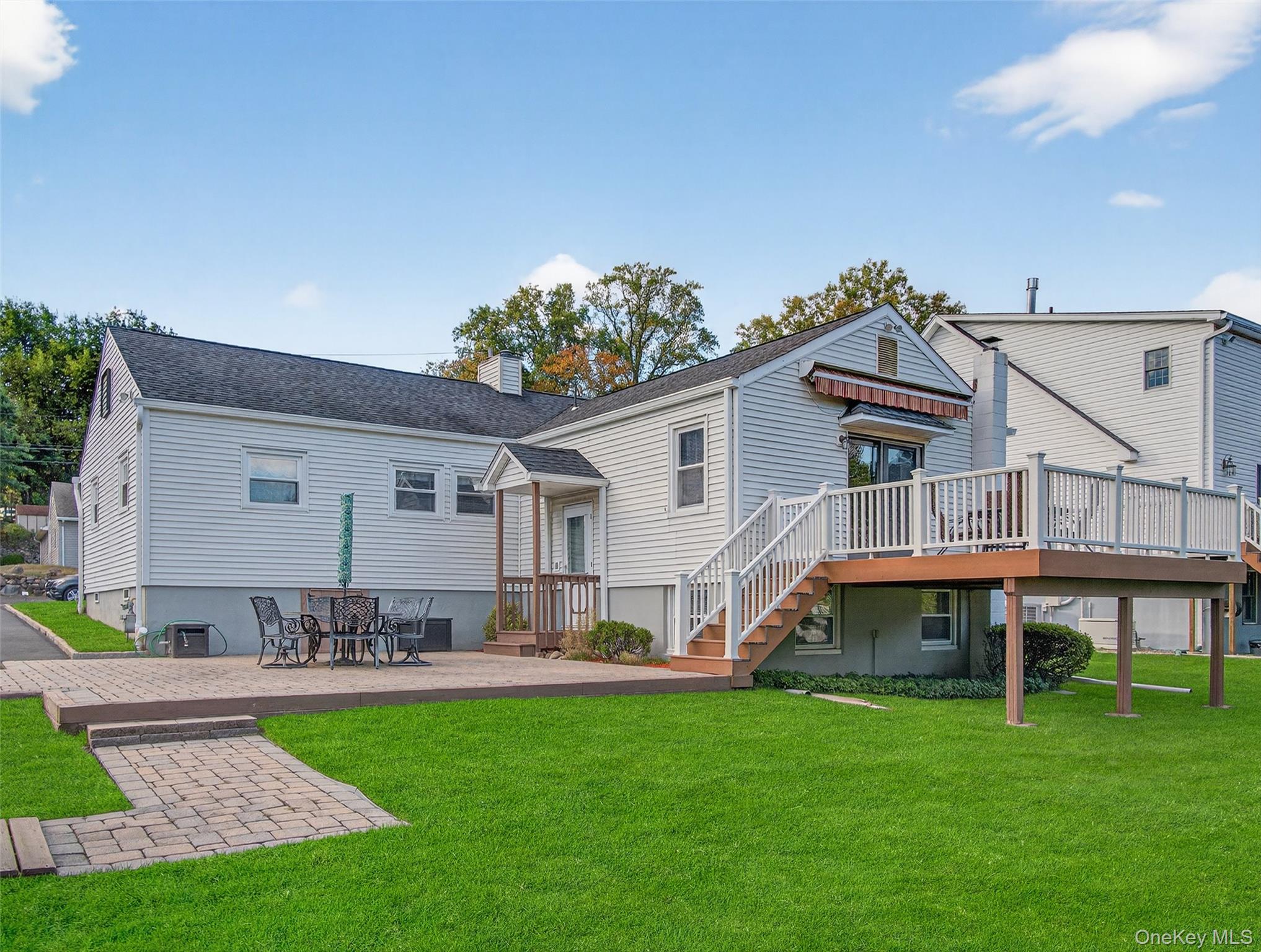 14 Staubitz Avenue, Pearl River, NY 10965