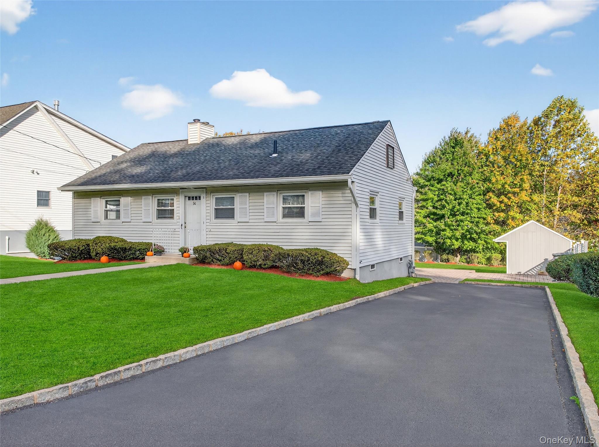 14 Staubitz Avenue, Pearl River, NY 10965