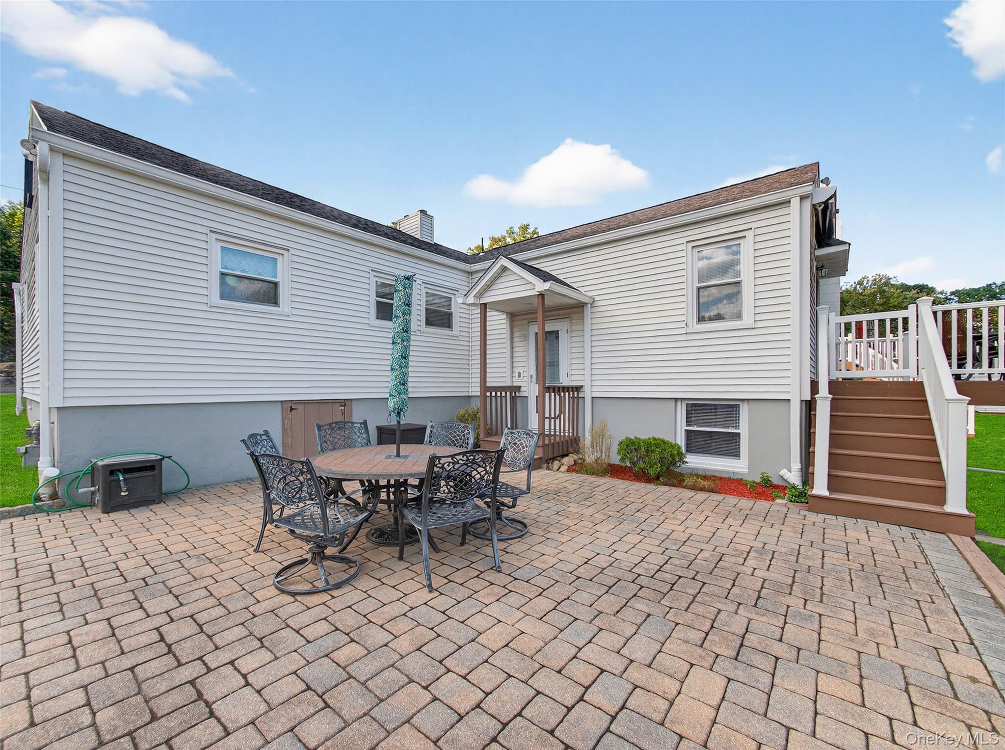 14 Staubitz Avenue, Pearl River, NY 10965