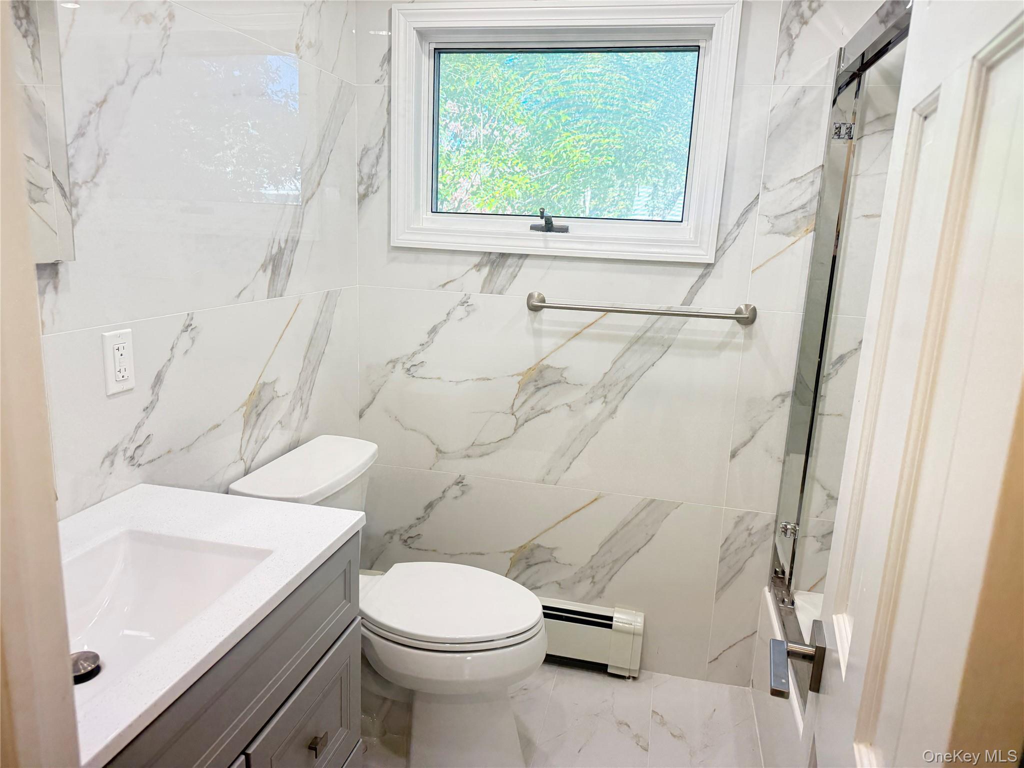 56 Heisser Lane, Farmingdale, NY 11735