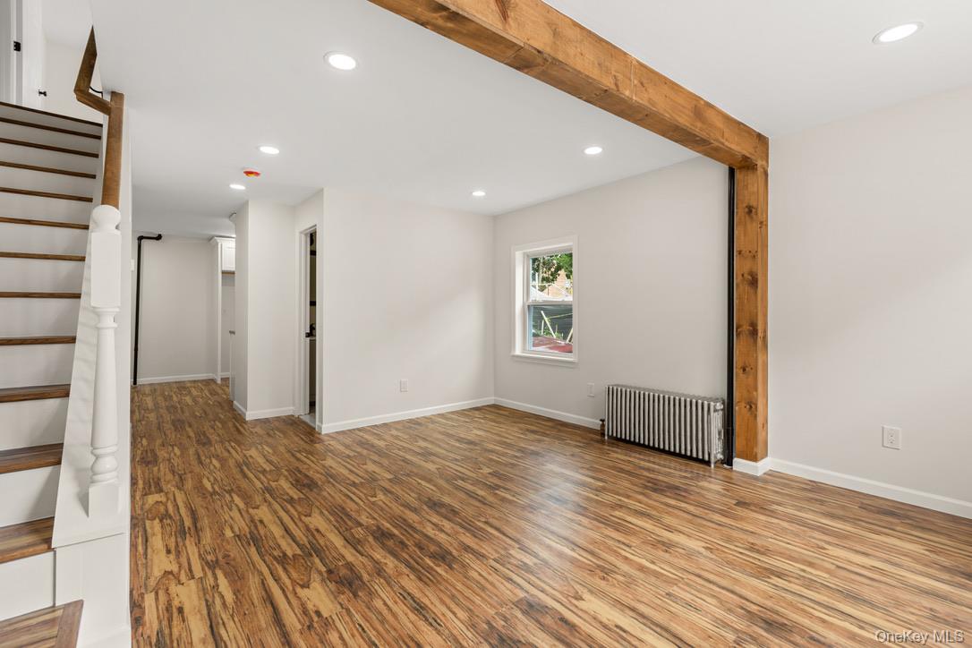 31 Grove Street, Hempstead, NY 11550