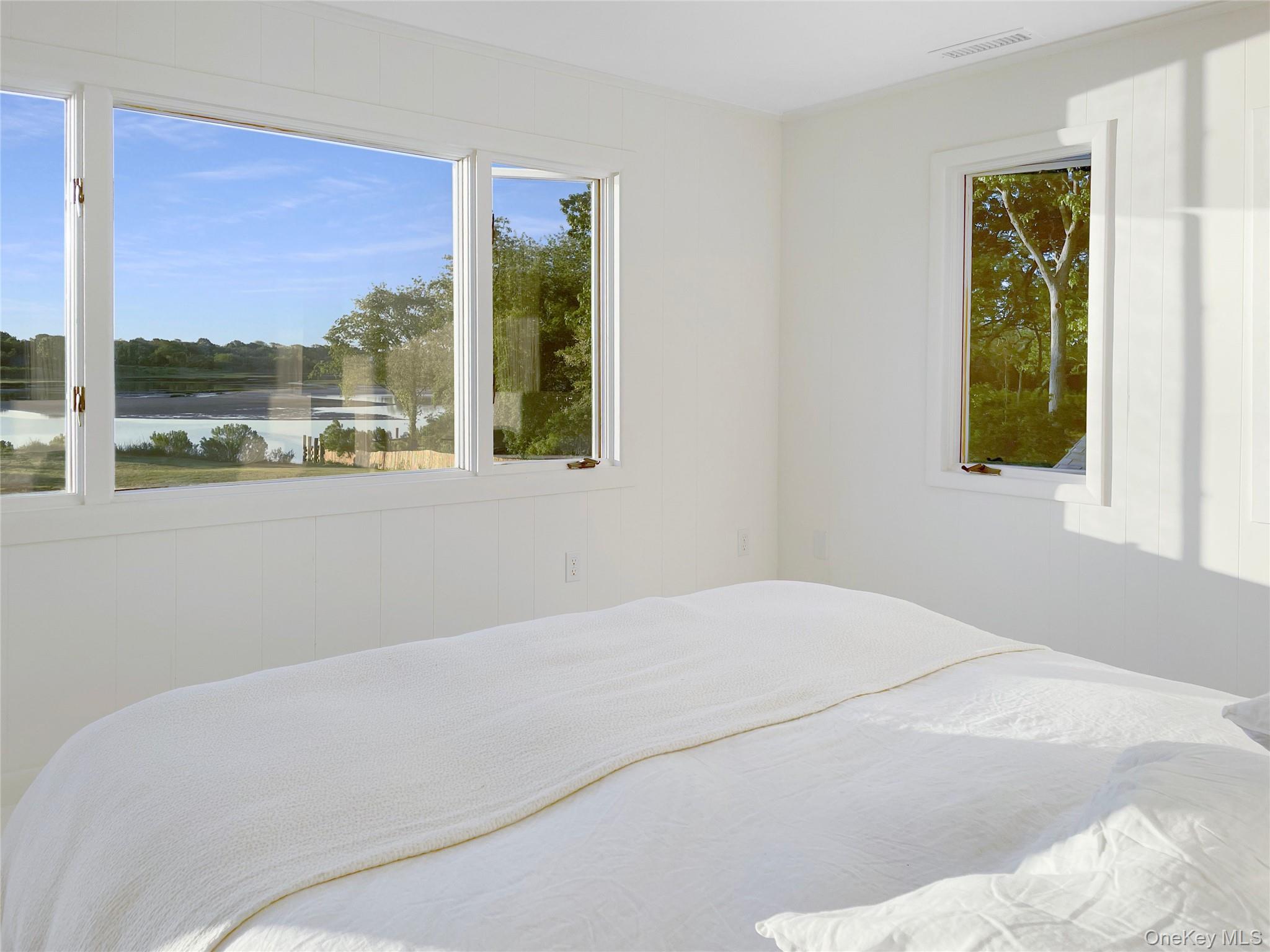 13 Tarkettle Road, Shelter Island, NY 11964