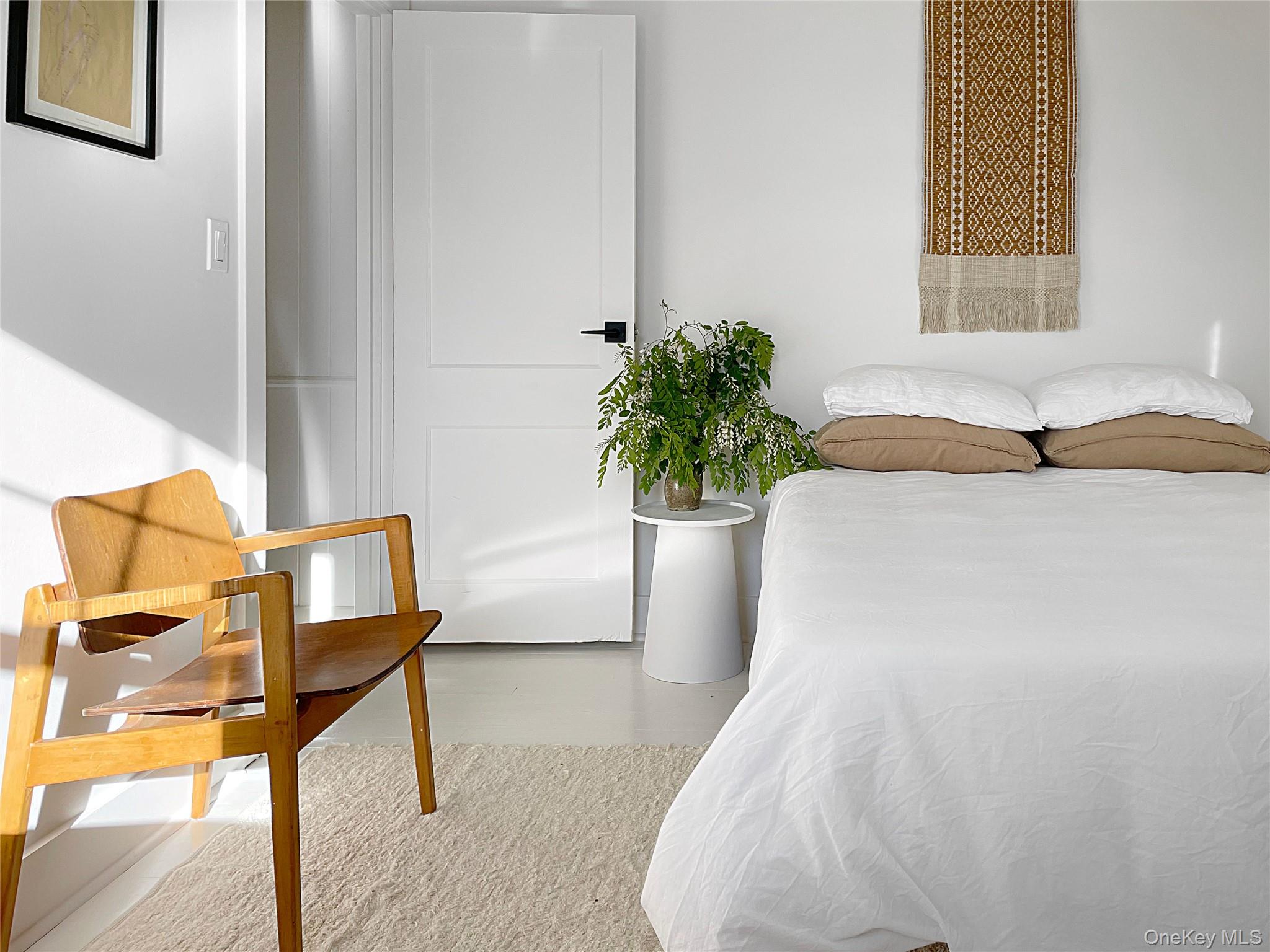 13 Tarkettle Road, Shelter Island, NY 11964