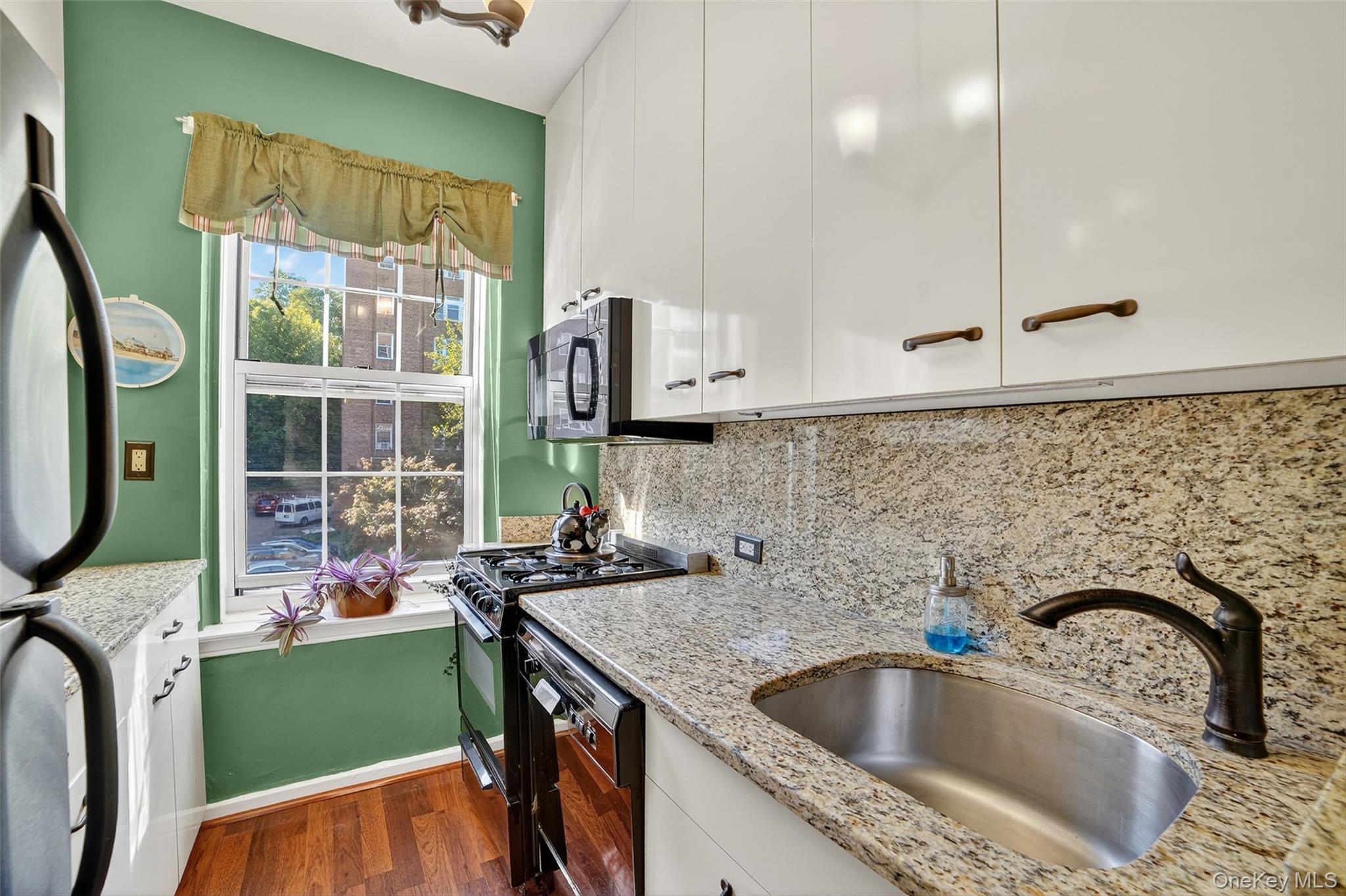 25 Parkview Avenue # 2K, Bronxville, NY 10708