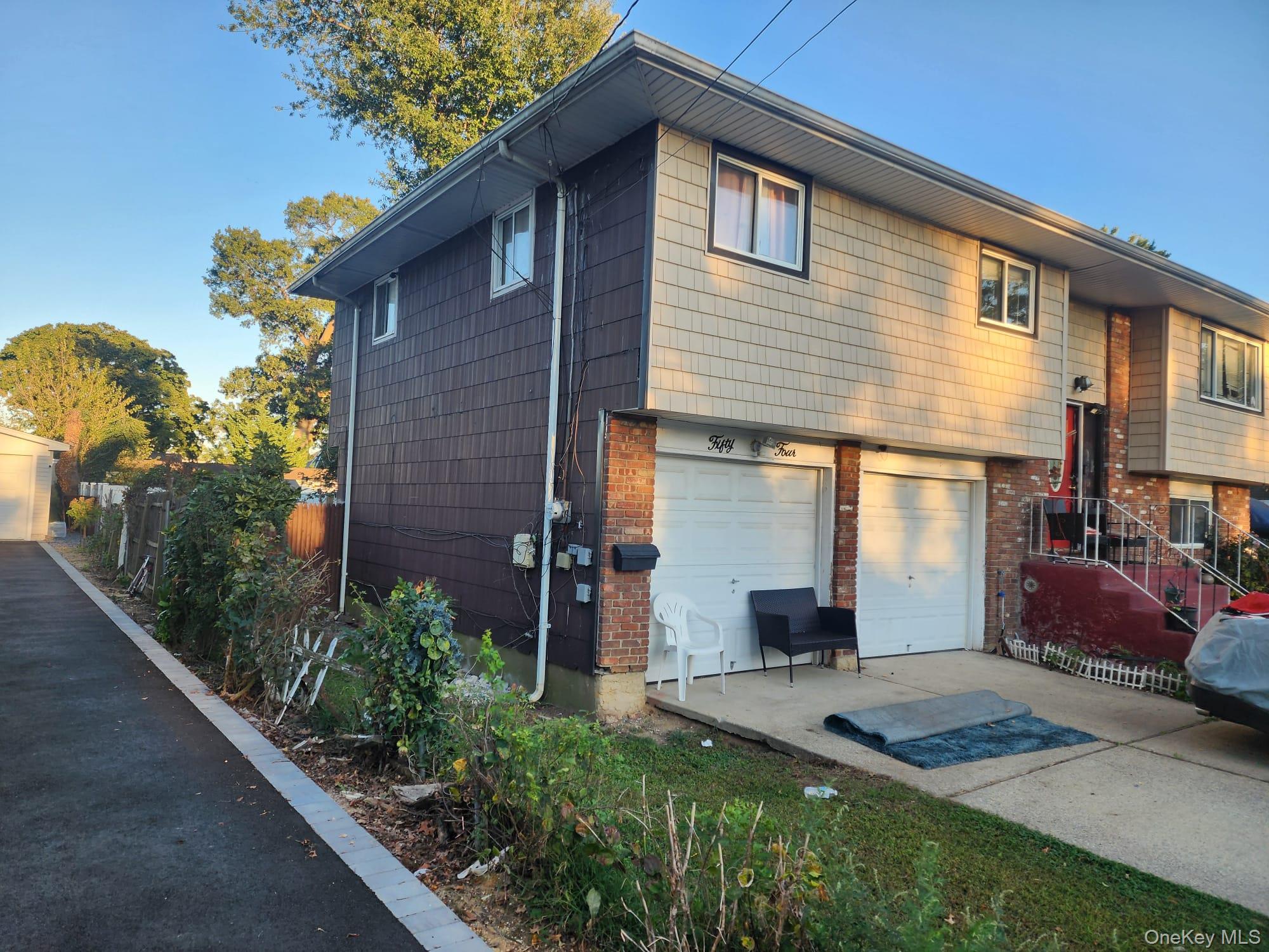 54 Westfield Avenue, Roosevelt, NY 11575