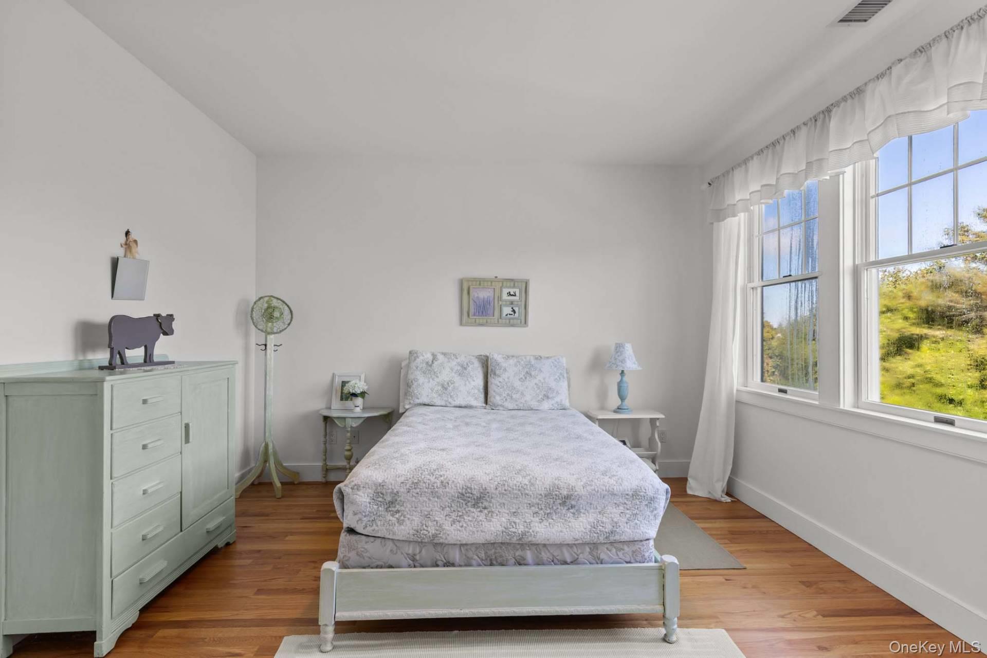 430 Jobs Lane, Bridgehampton, NY 11976