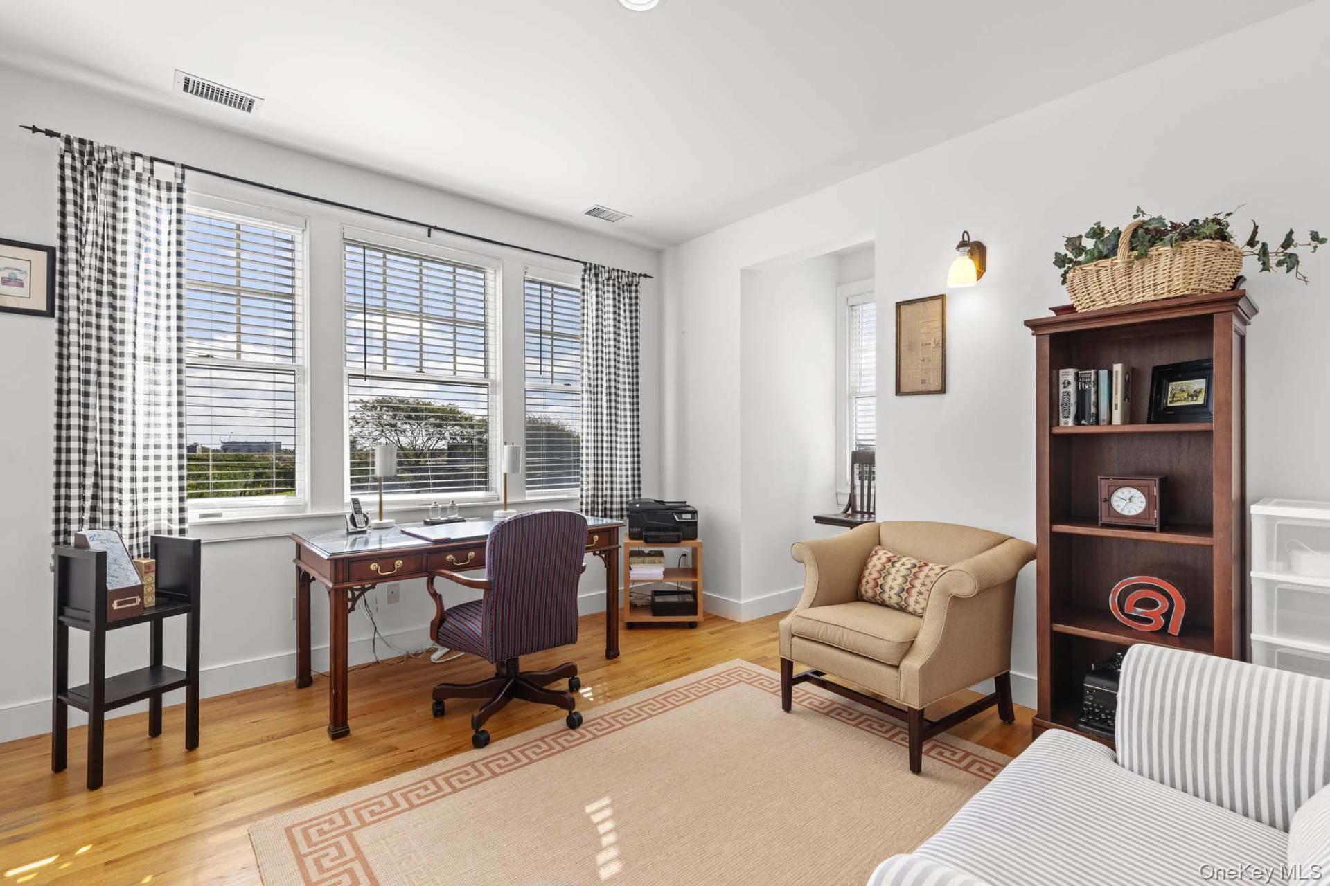 430 Jobs Lane, Bridgehampton, NY 11976