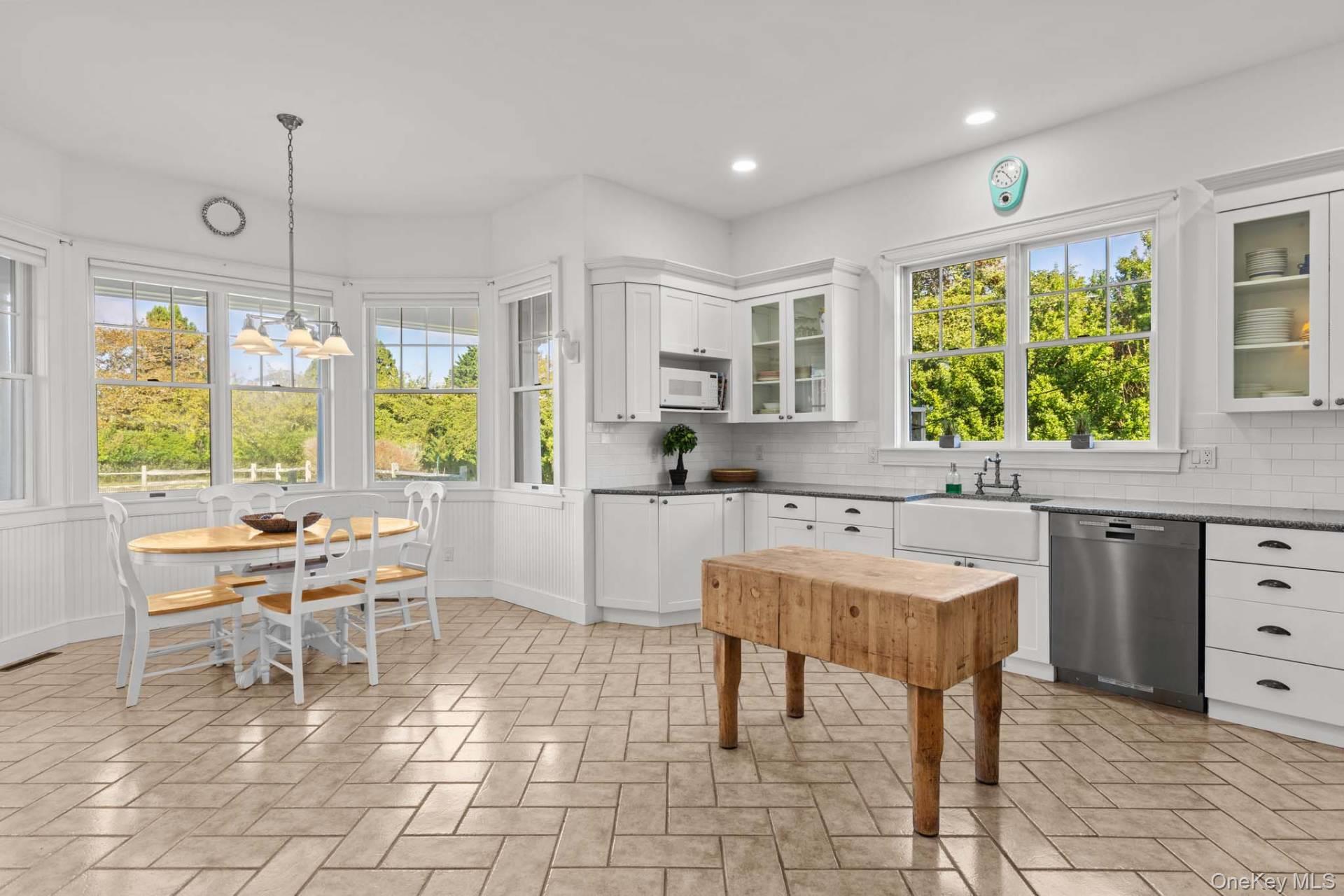 430 Jobs Lane, Bridgehampton, NY 11976