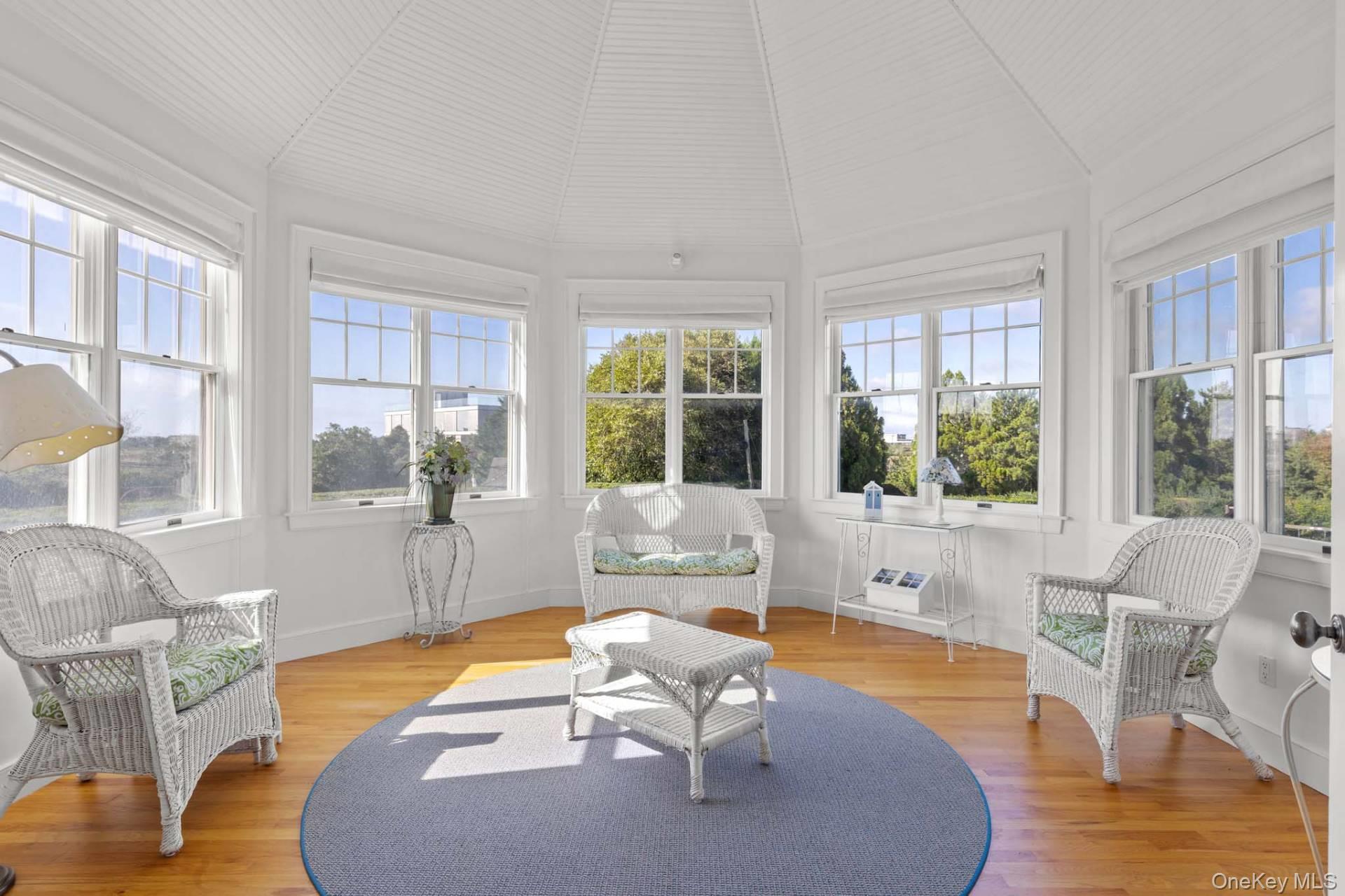 430 Jobs Lane, Bridgehampton, NY 11976