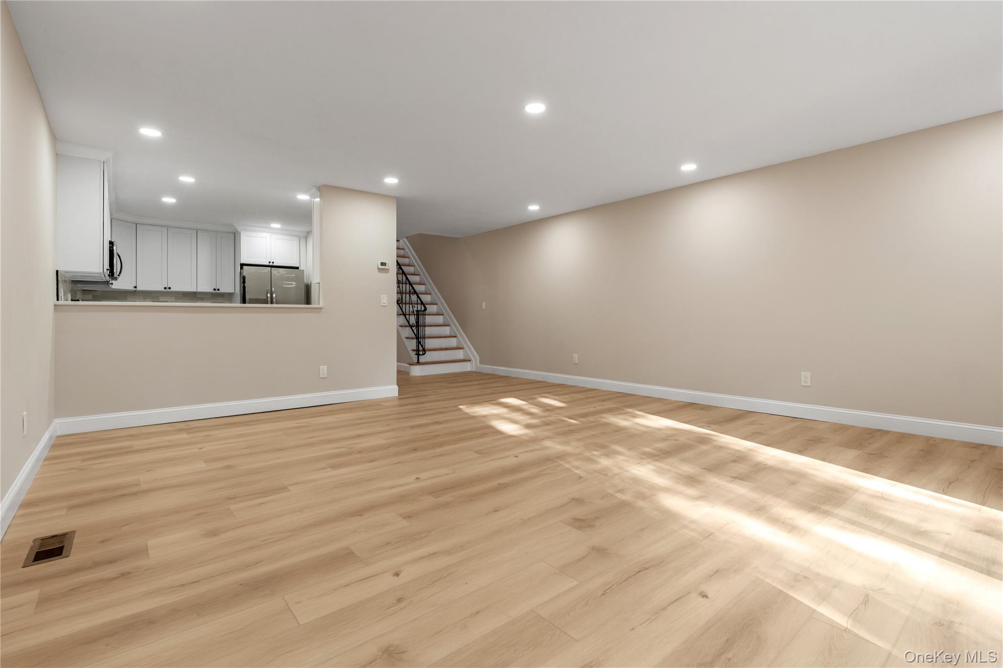 4 Pine Street, Huntington, NY 11743