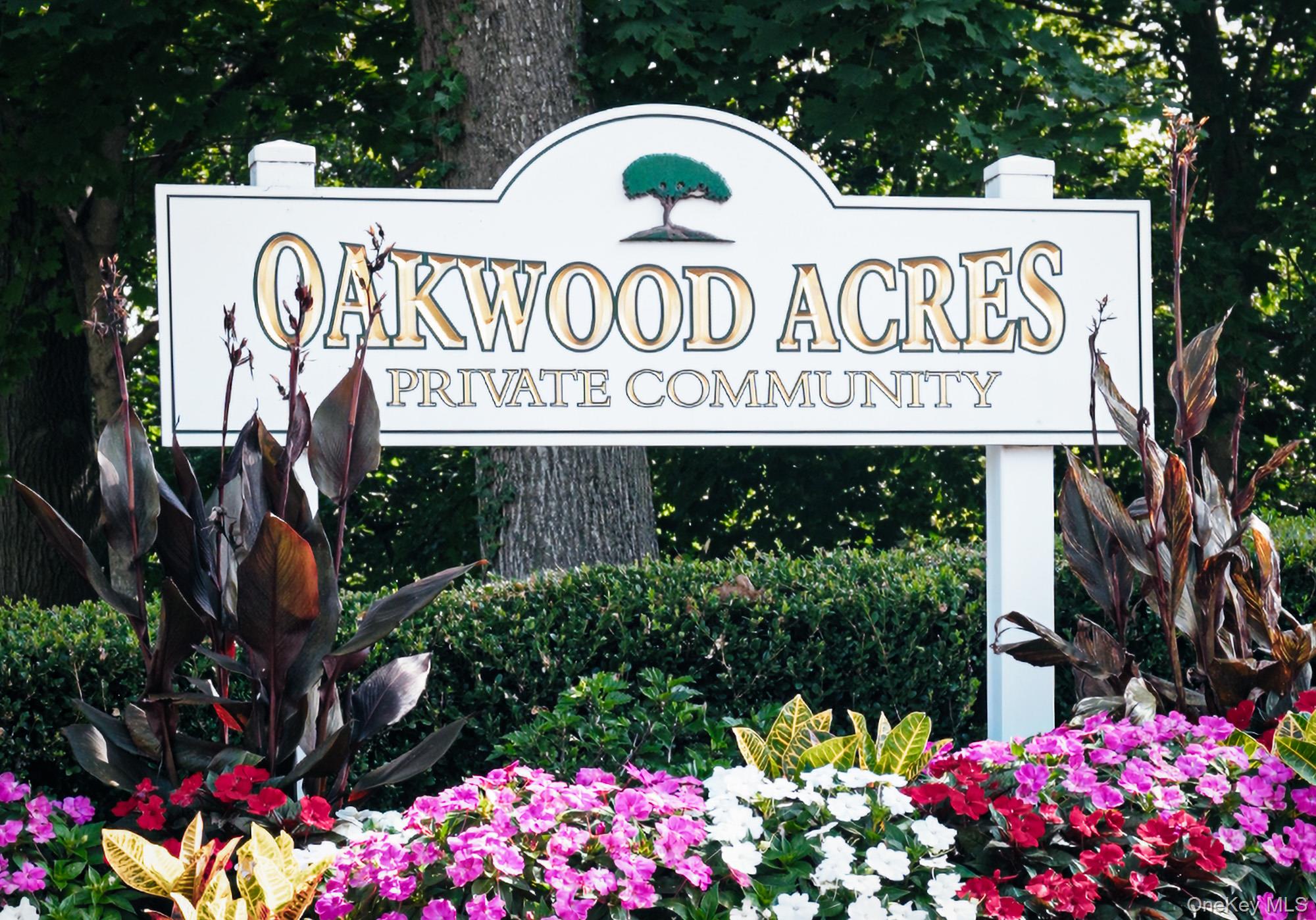 4 Pine Street, Huntington, NY 11743