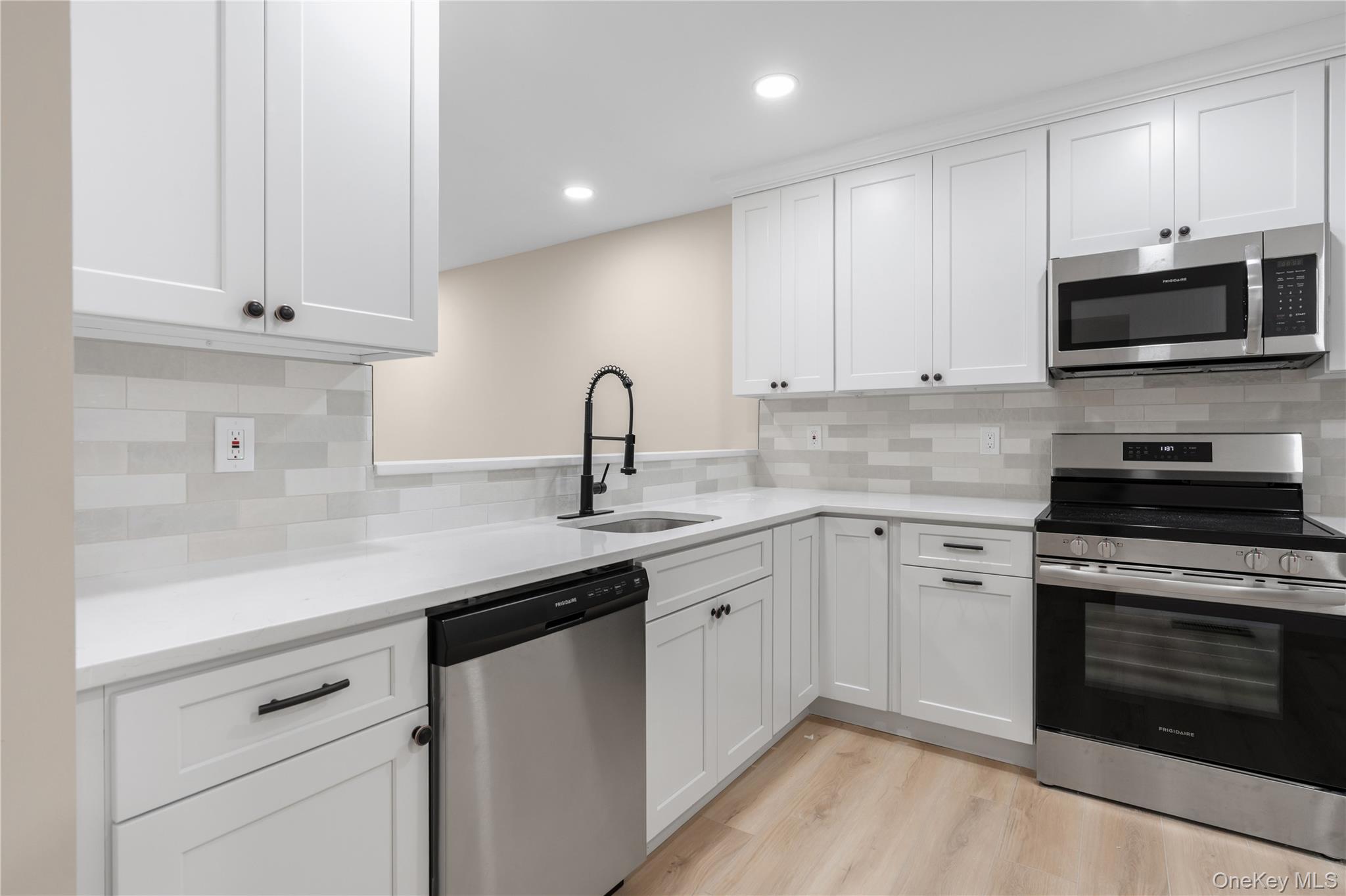 4 Pine Street, Huntington, NY 11743