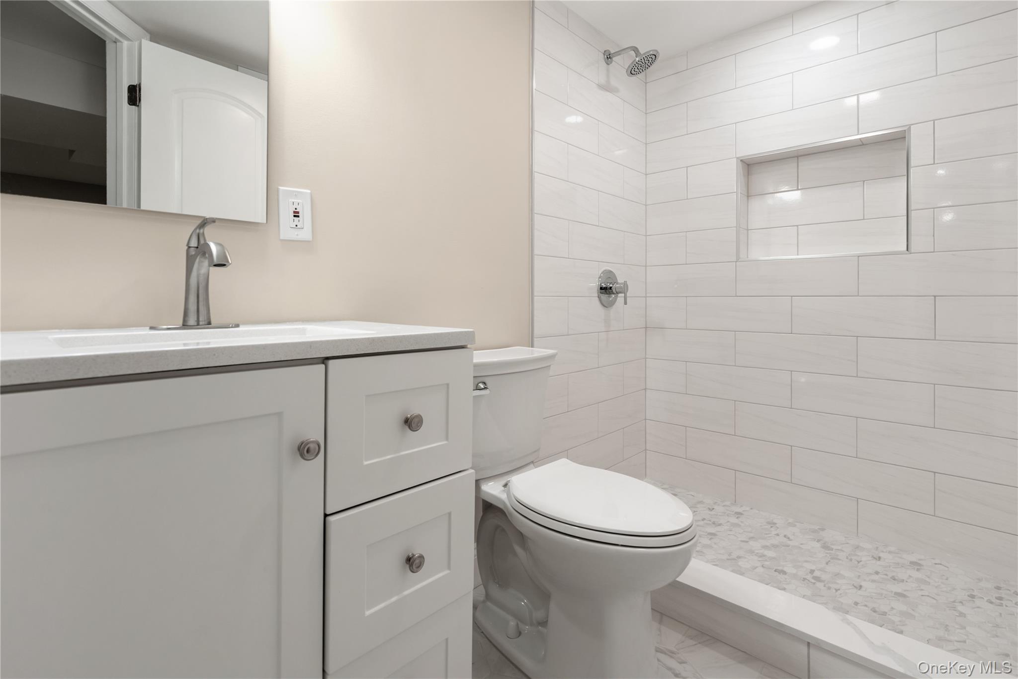 4 Pine Street, Huntington, NY 11743